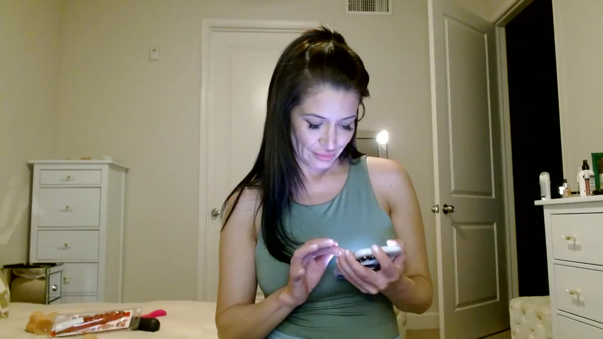 Gallery image thumbnail from Noelles's myfreecams stream on, 01/03/2024, 11:54 image 12 of 20