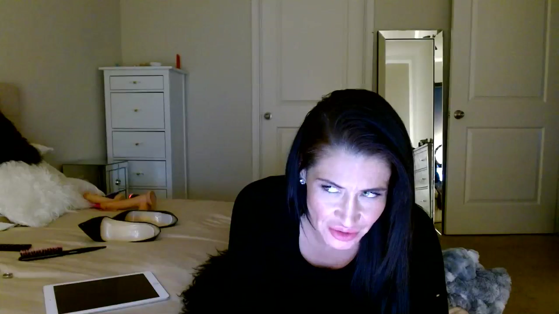 Gallery image thumbnail from Noelles's myfreecams stream on, 01/11/2024, 13:40 image 9 of 20