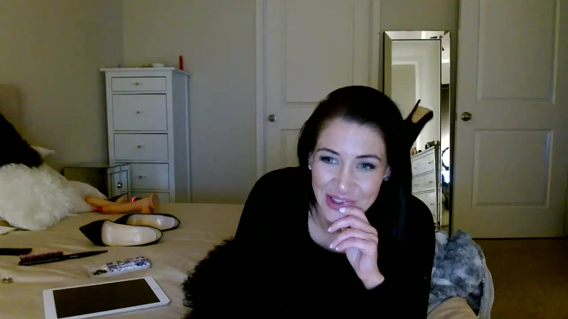 Gallery image thumbnail from Noelles's myfreecams stream on, 01/11/2024, 13:40 image 2 of 20