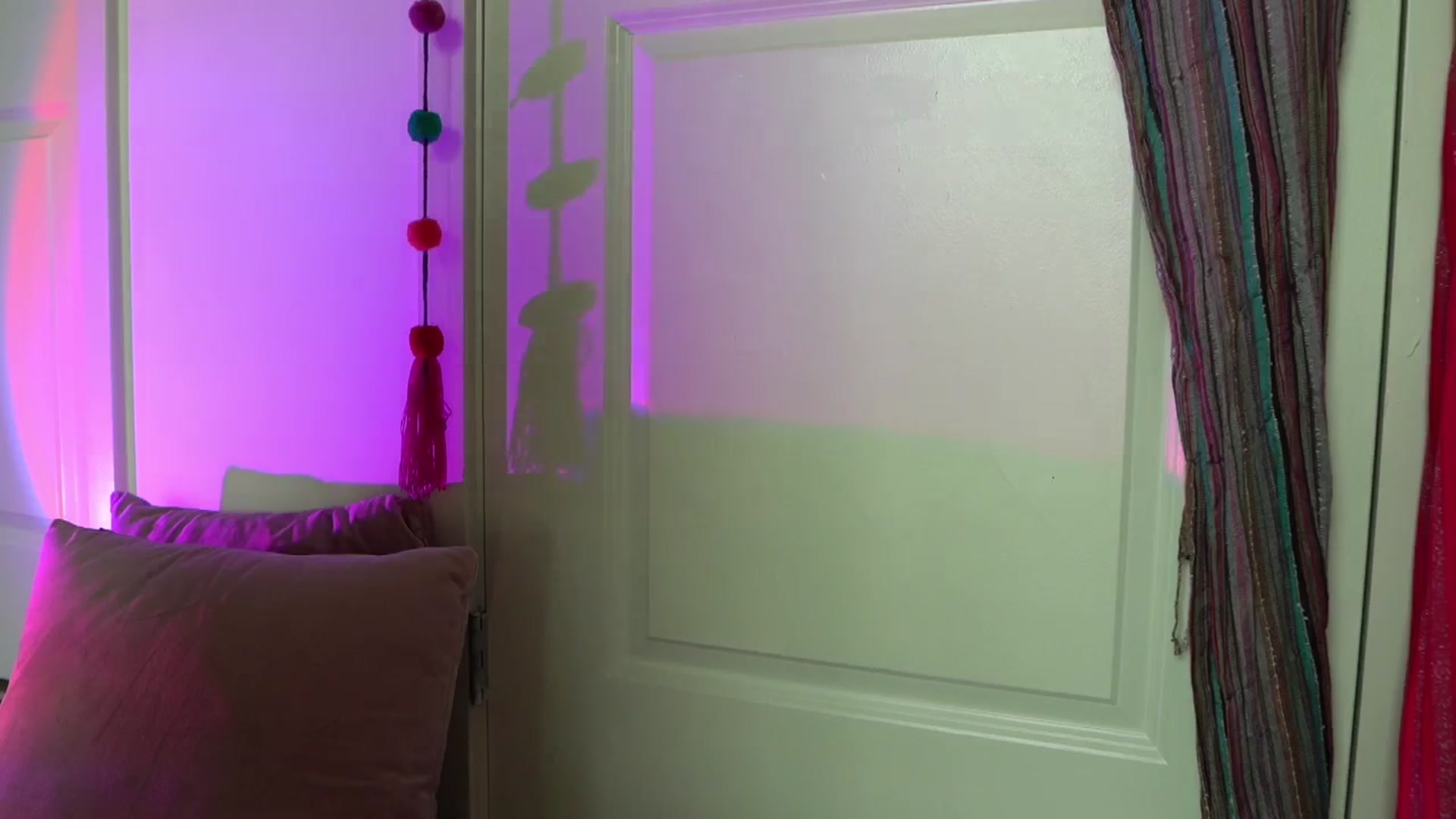 Gallery image thumbnail from Noma_Bday's myfreecams stream on, 08/25/2024, 23:33 image 19 of 20