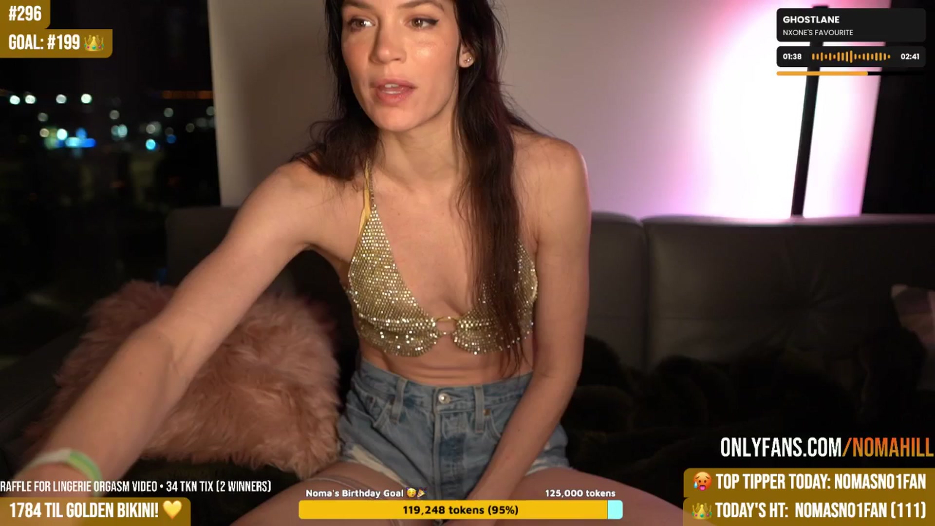 Gallery image thumbnail from Noma_Bday's myfreecams stream on, 08/17/2025, 01:24 image 4 of 20