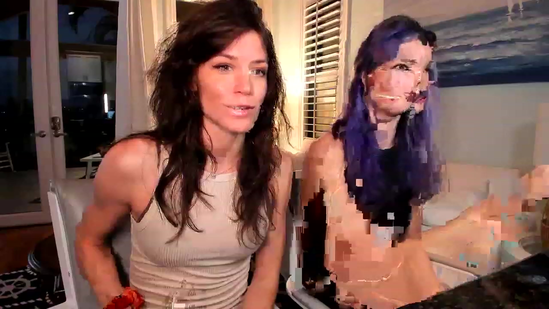 Gallery image thumbnail from Noma_Hill's myfreecams stream on, 12/03/2022, 22:56 image 17 of 20