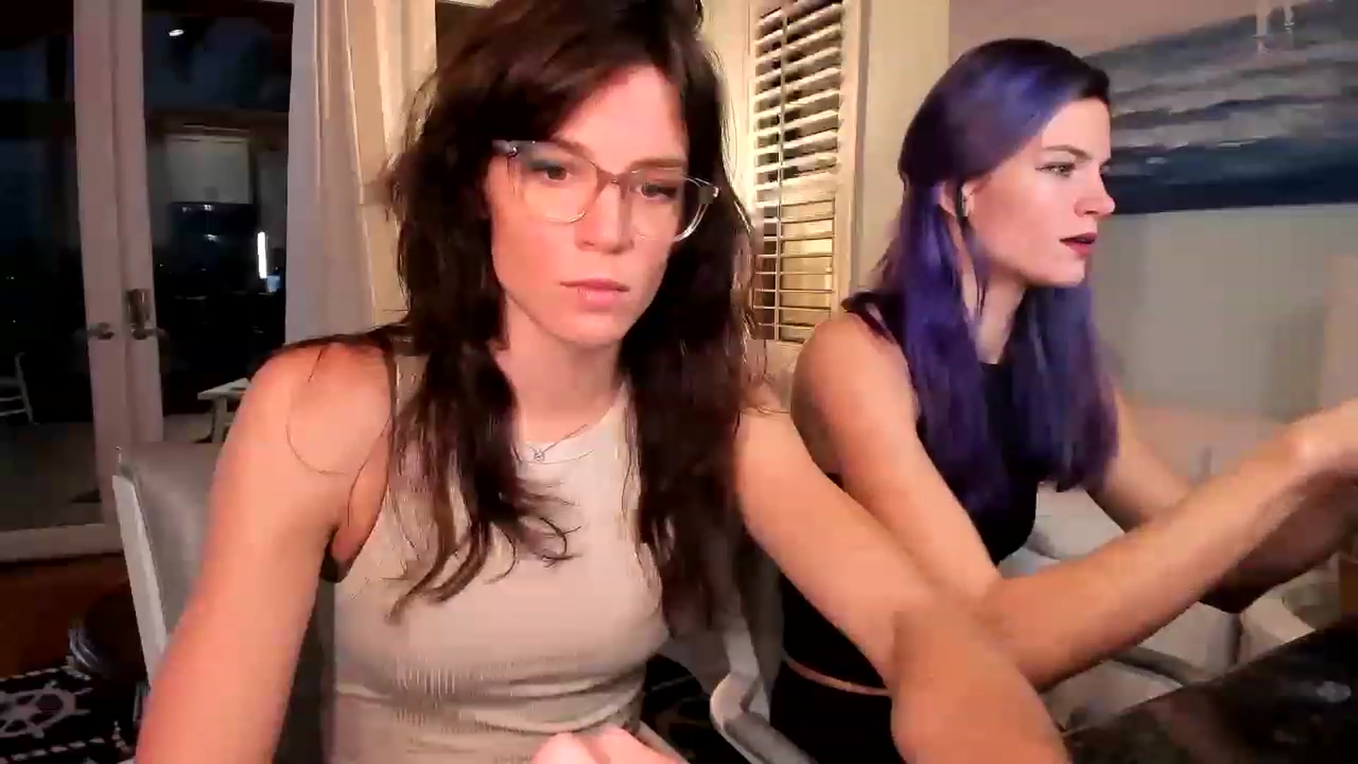 Gallery image thumbnail from Noma_Hill's myfreecams stream on, 12/03/2022, 22:56 image 18 of 20