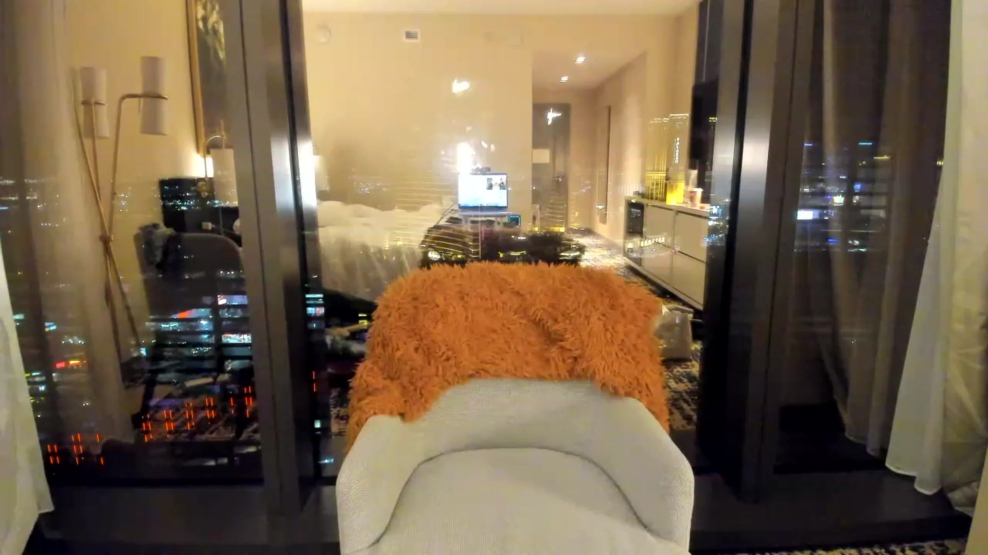 Gallery image thumbnail from Noma_Hill's myfreecams stream on, 01/06/2023, 03:19 image 12 of 20