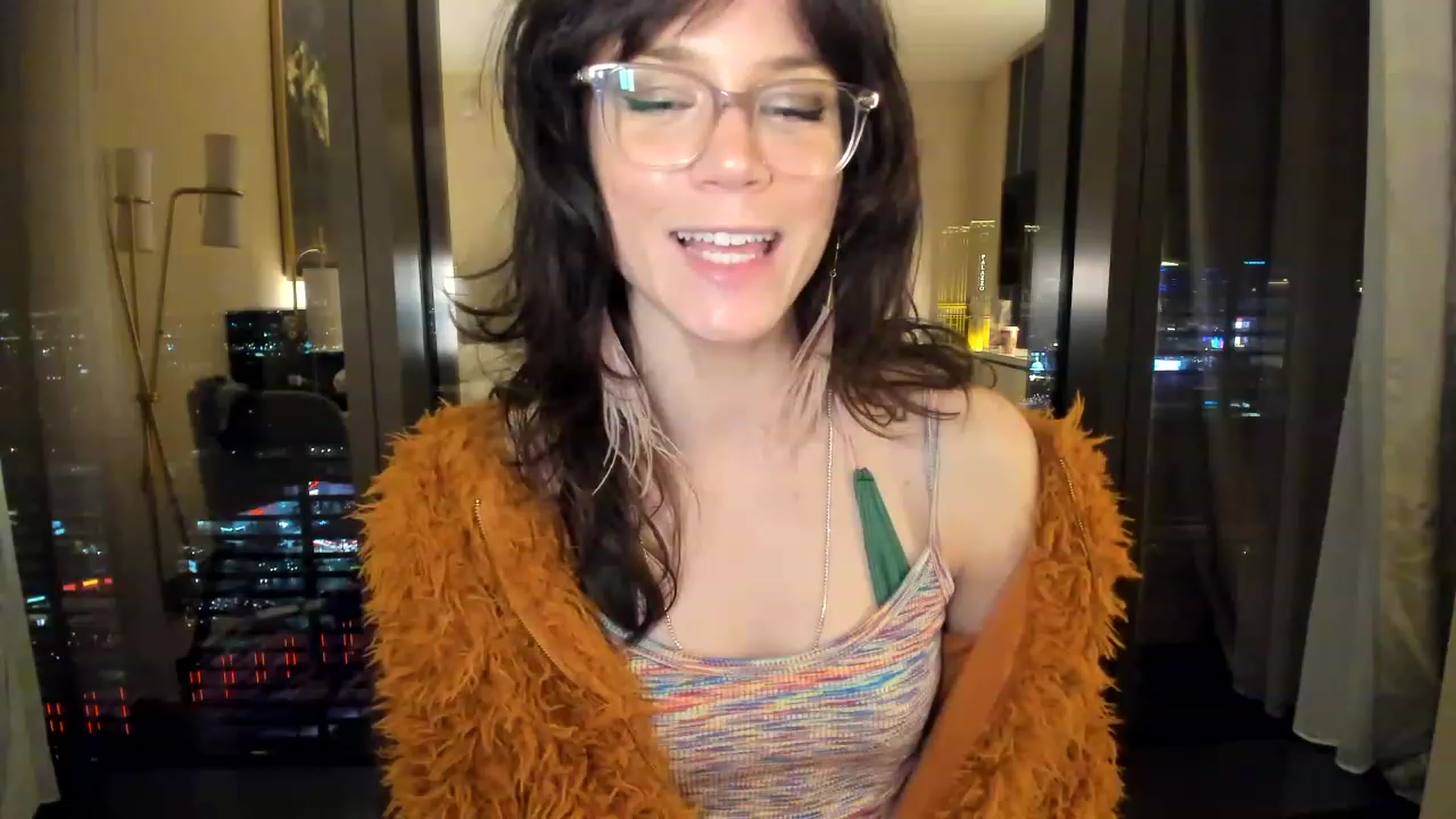 Gallery image thumbnail from Noma_Hill's myfreecams stream on, 01/06/2023, 03:19 image 4 of 20