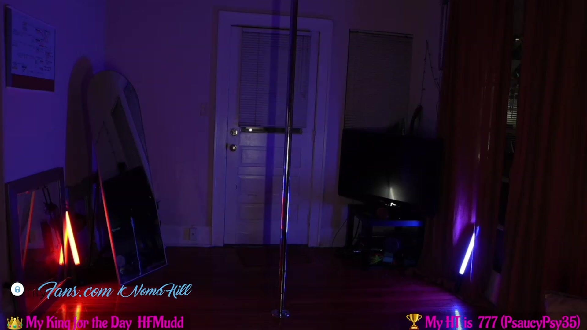 Gallery image thumbnail from Noma_Hill's myfreecams stream on, 04/12/2023, 04:22 image 4 of 20