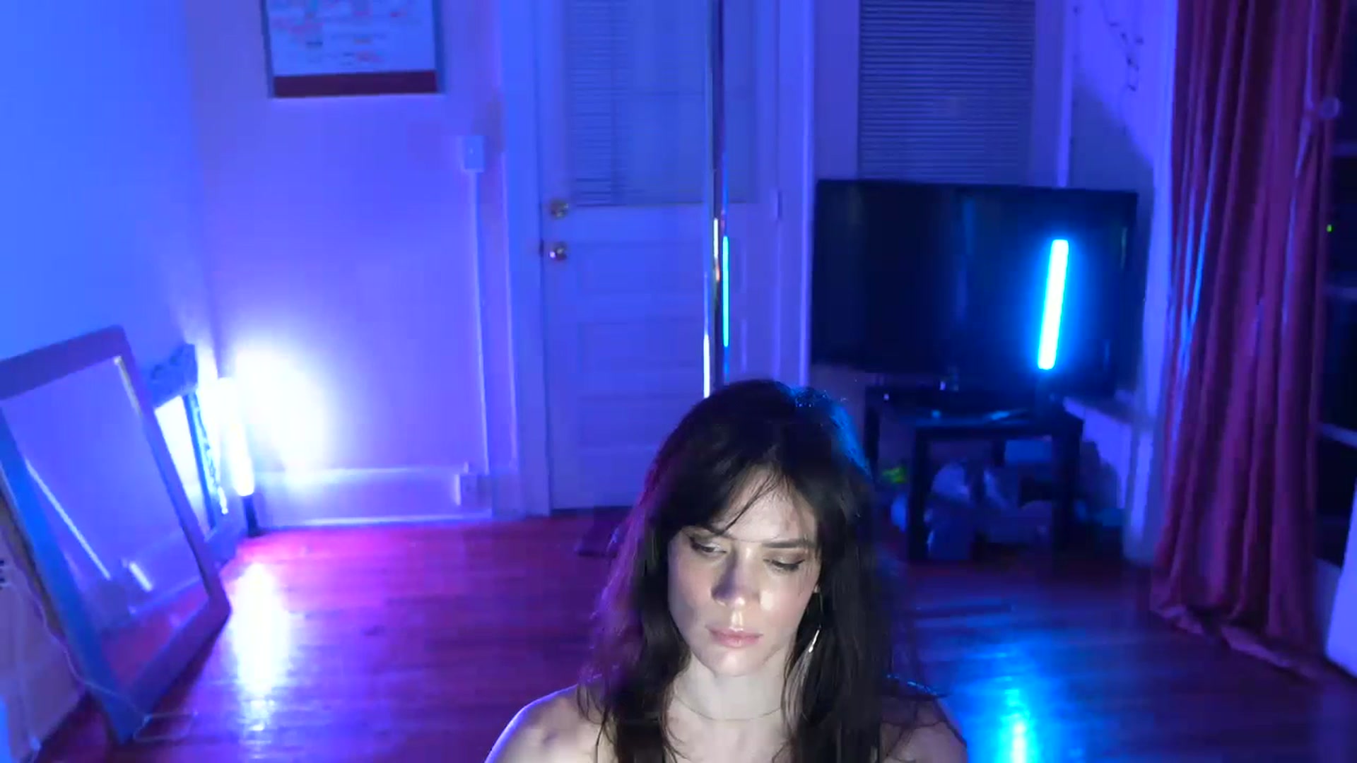 Gallery image thumbnail from Noma_Hill's myfreecams stream on, 09/20/2023, 24:46 image 17 of 20