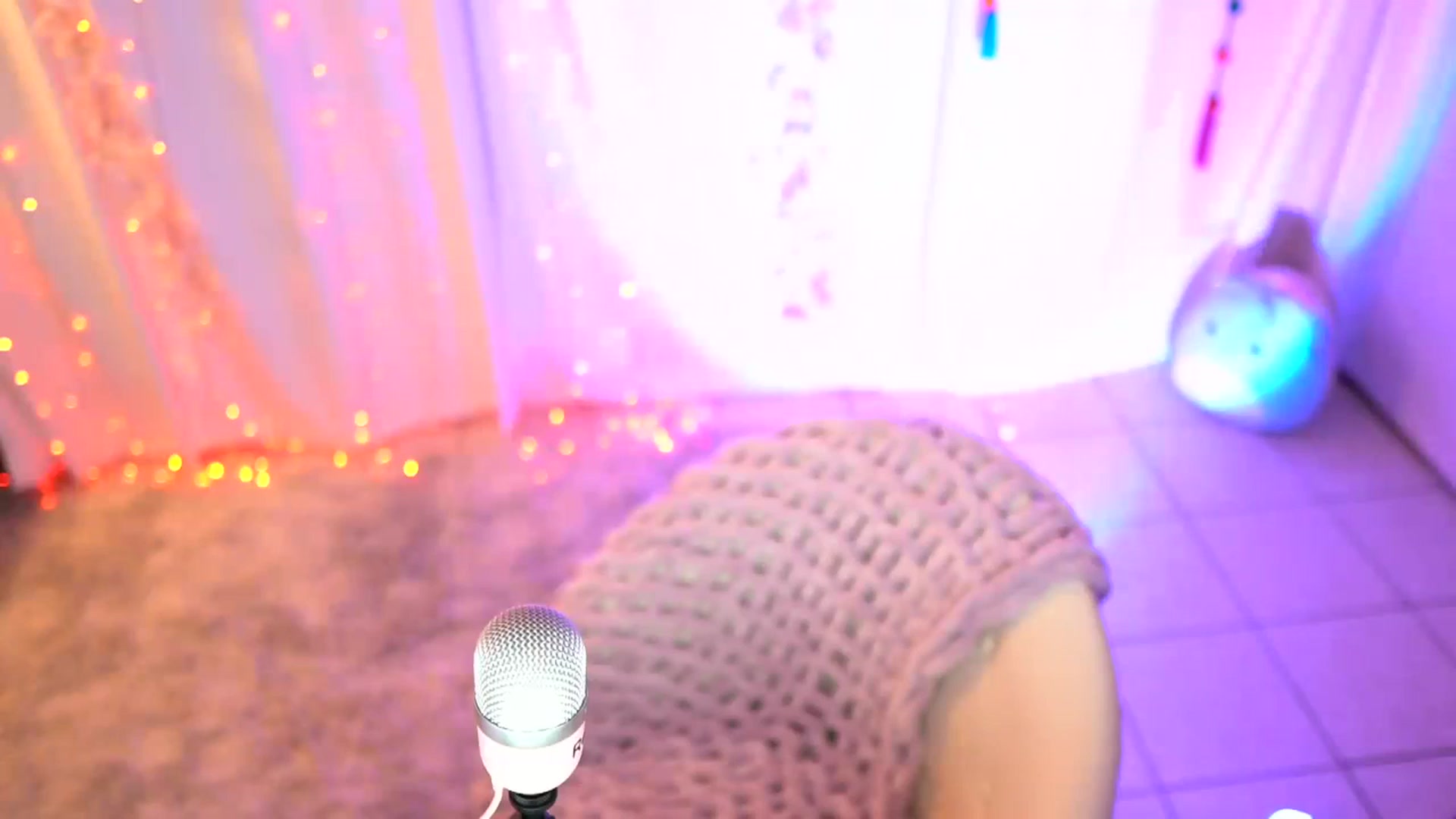 Gallery image thumbnail from Noma_Hill's myfreecams stream on, 10/06/2023, 24:42 image 4 of 20