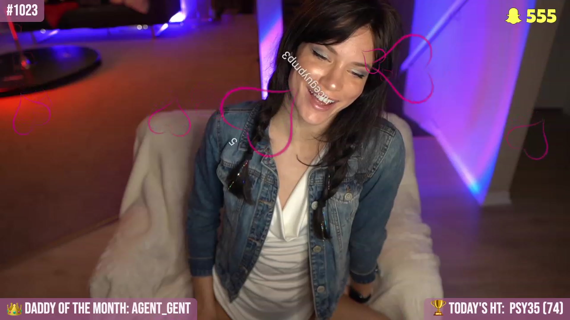 Gallery image thumbnail from Noma_Hill's myfreecams stream on, 10/20/2023, 23:39 image 16 of 20
