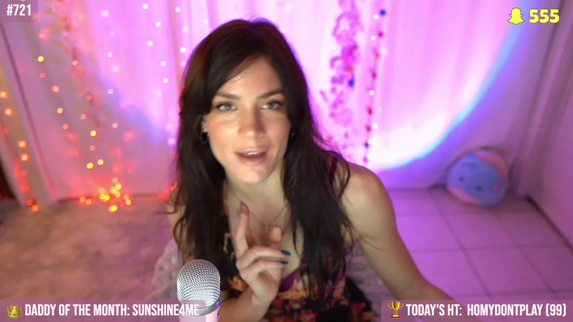 Gallery image thumbnail from Noma_Hill's myfreecams stream on, 11/17/2023, 02:09 image 2 of 20