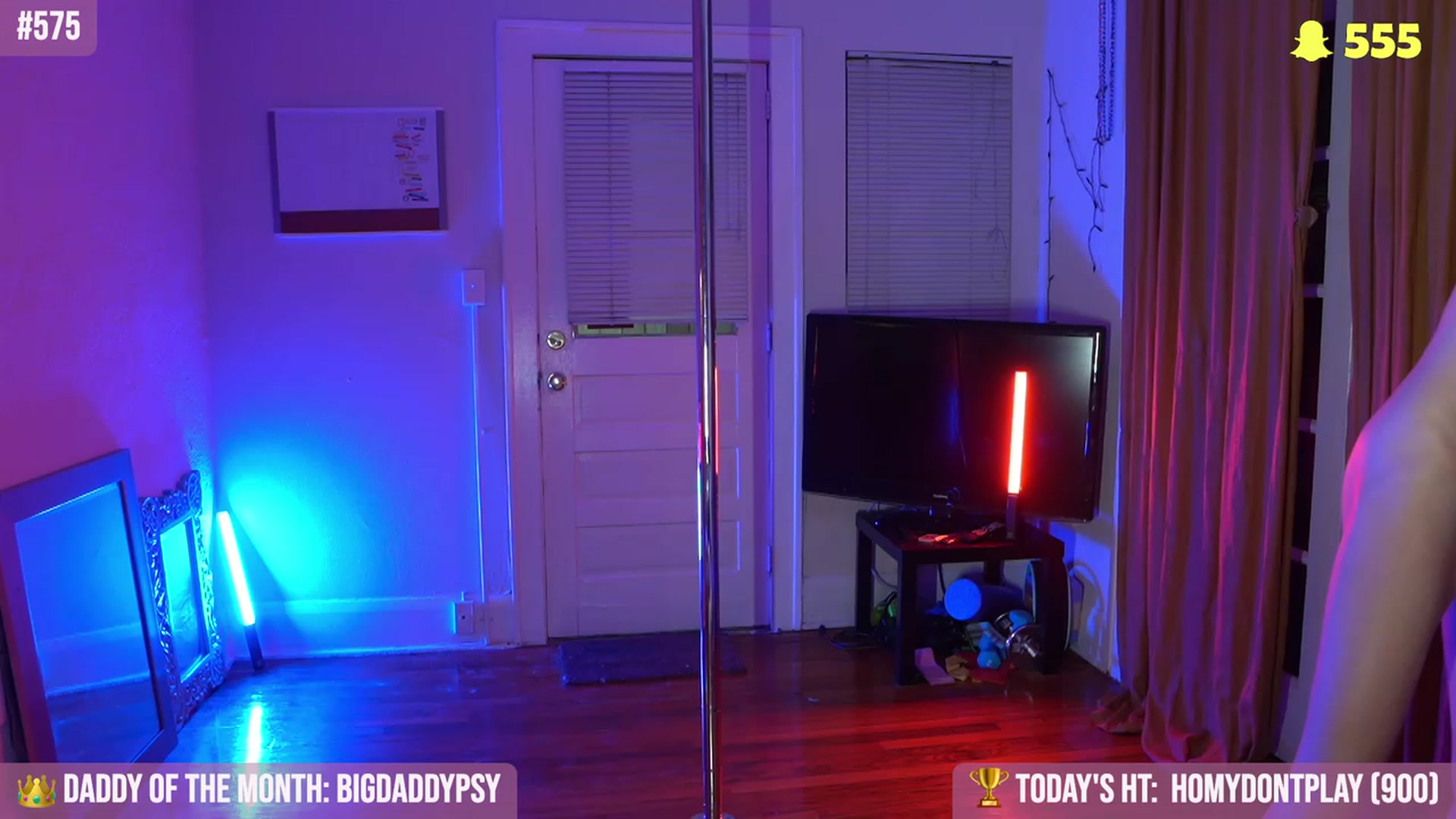 Gallery image thumbnail from Noma_Hill's myfreecams stream on, 11/17/2023, 03:01 image 10 of 20