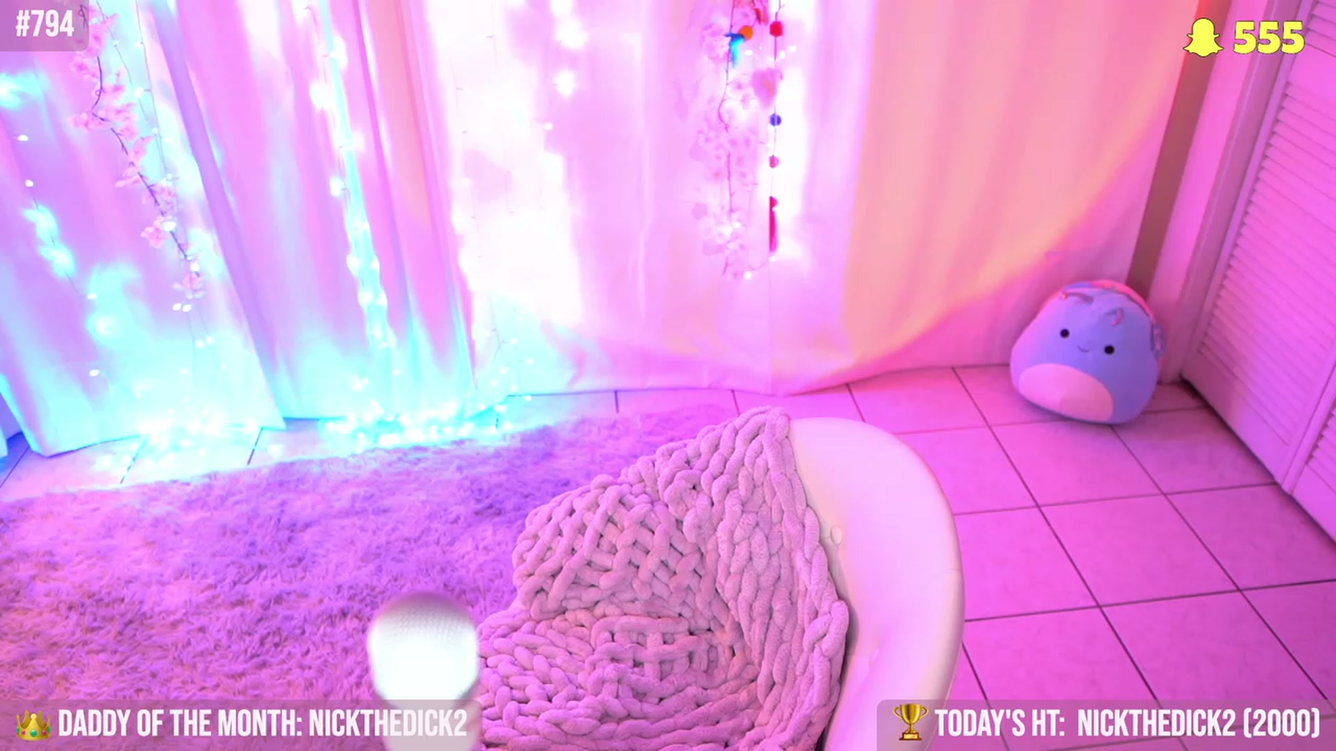 Gallery image thumbnail from Noma_Hill's myfreecams stream on, 12/04/2023, 02:47 image 10 of 20