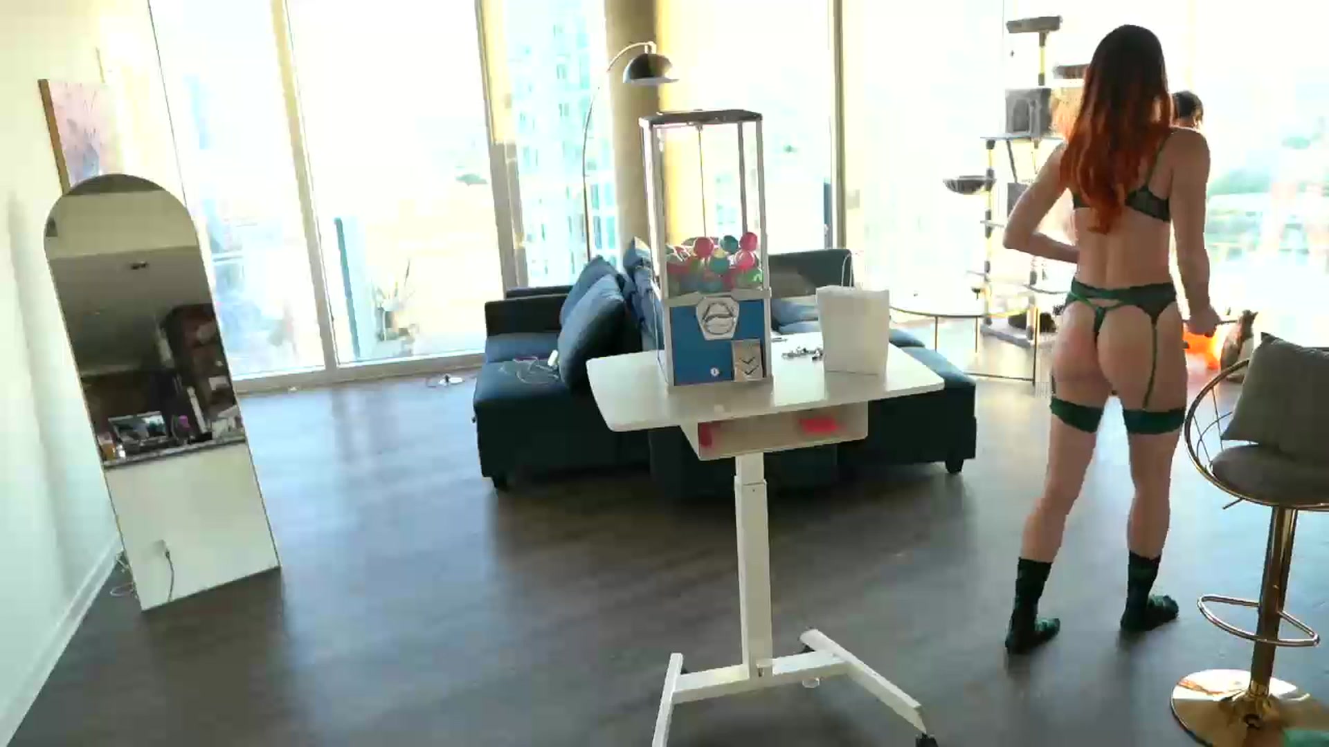 Gallery image thumbnail from Noma_Hill's myfreecams stream on, 04/19/2024, 23:46 image 15 of 20