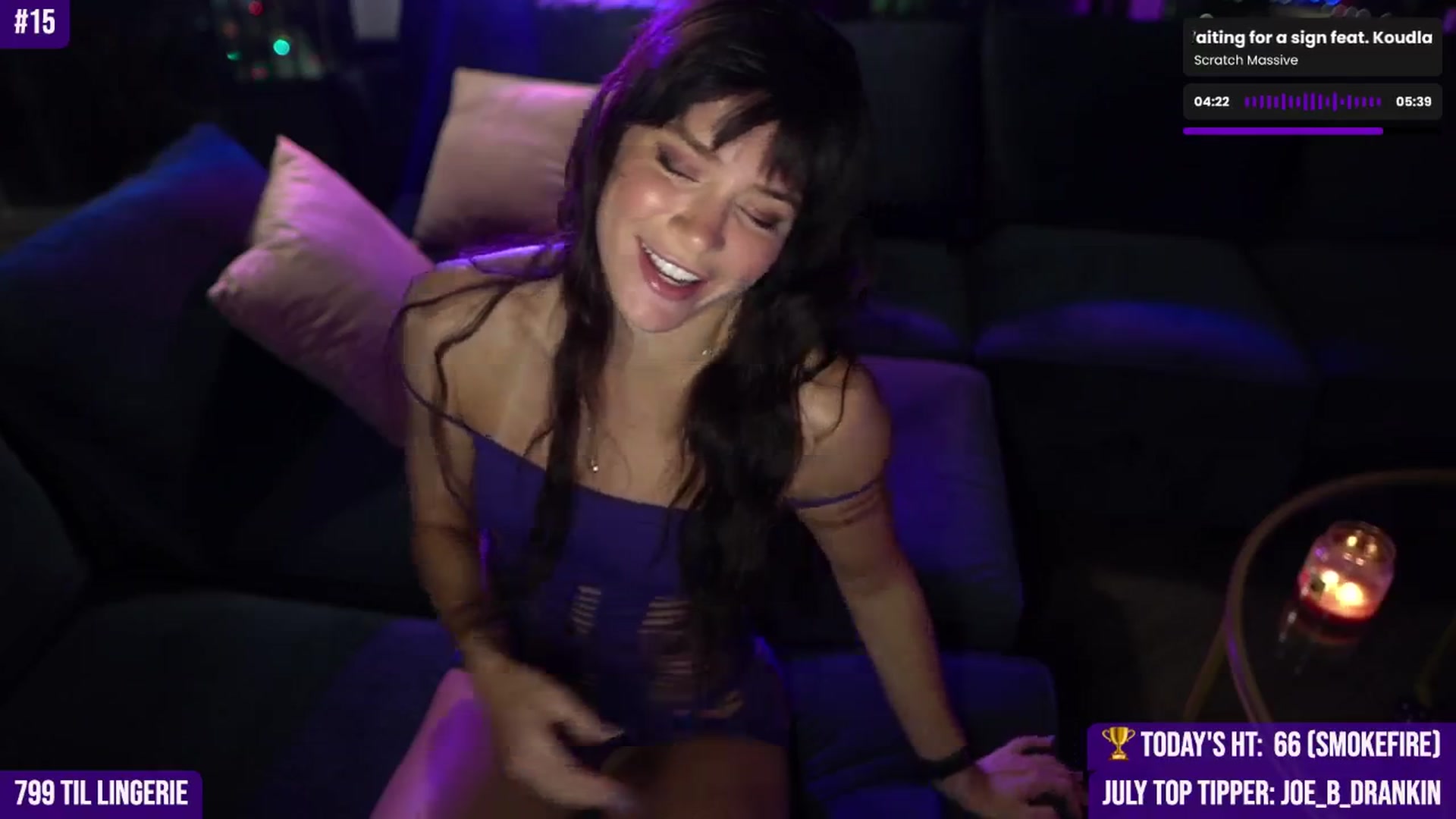 Gallery image thumbnail from Noma_Hill's myfreecams stream on, 07/28/2024, 01:45 image 6 of 20