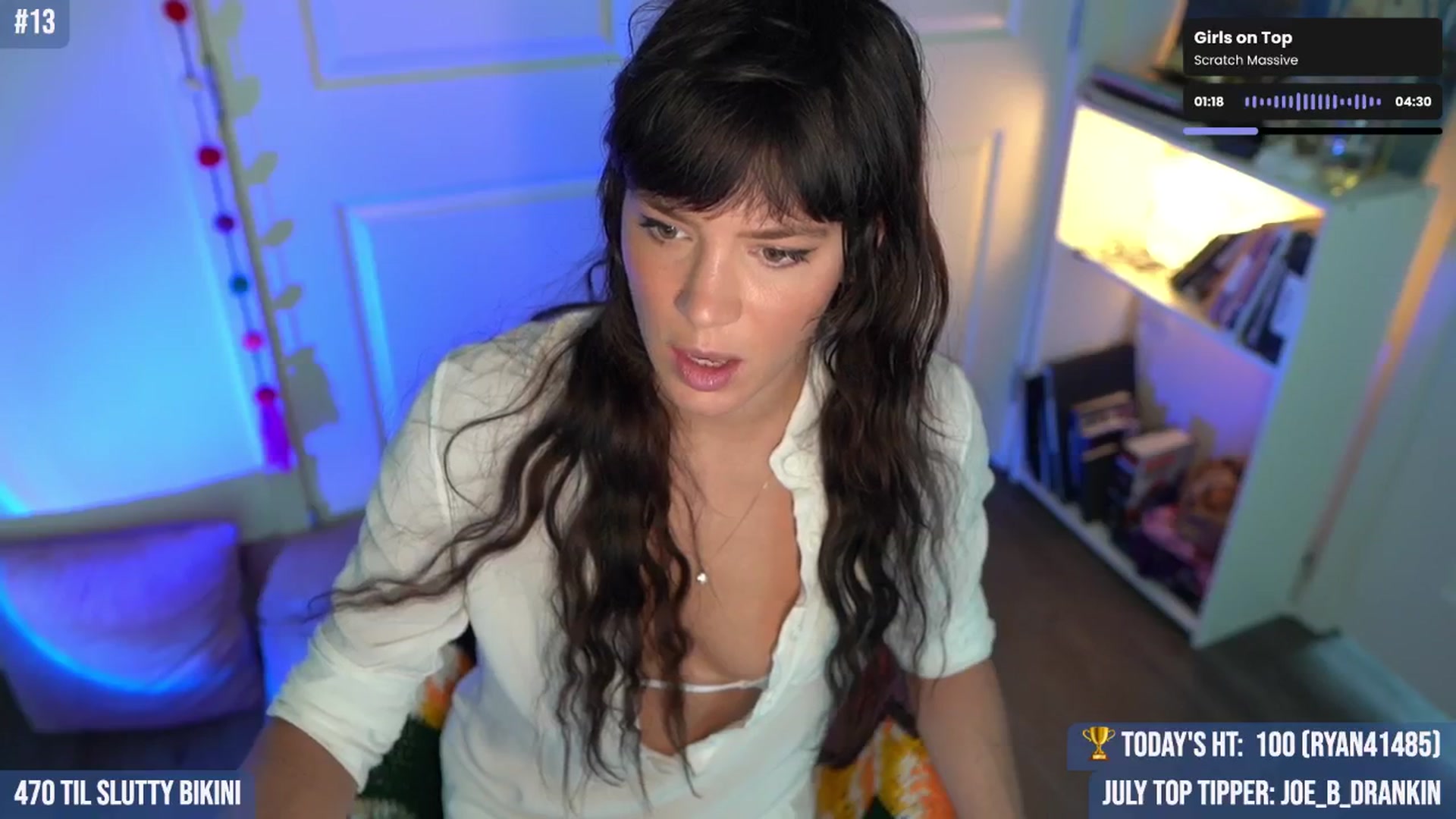 Gallery image thumbnail from Noma_Hill's myfreecams stream on, 07/30/2024, 19:51 image 9 of 20
