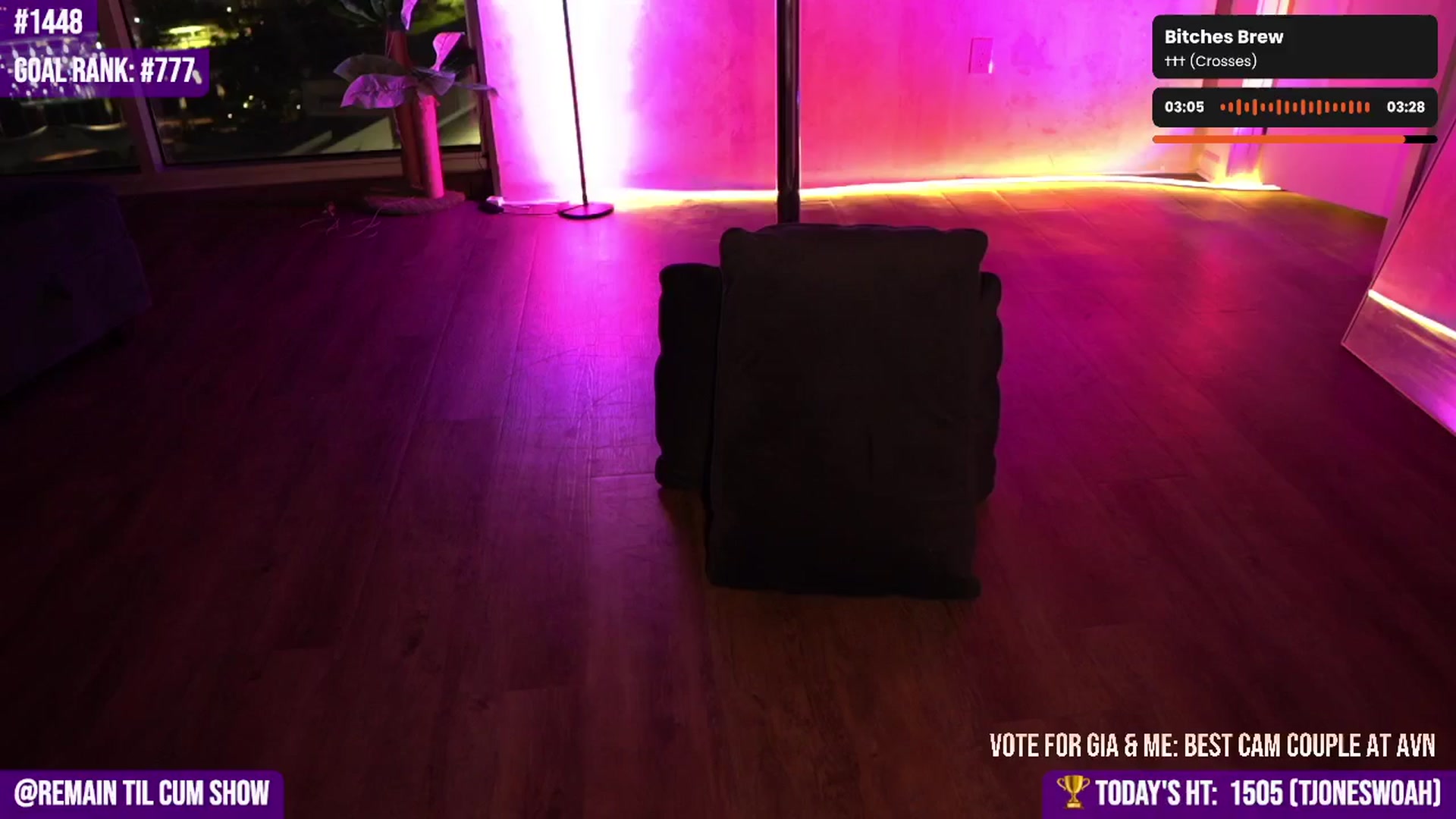 Gallery image thumbnail from Noma_Hill's myfreecams stream on, 01/10/2025, 04:57 image 18 of 20