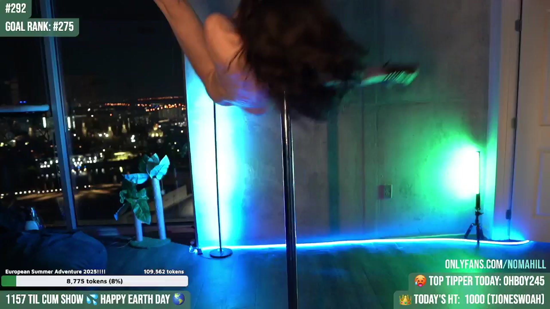 Gallery image thumbnail from Noma_Hill's myfreecams stream on, 04/23/2025, 04:07 image 17 of 20