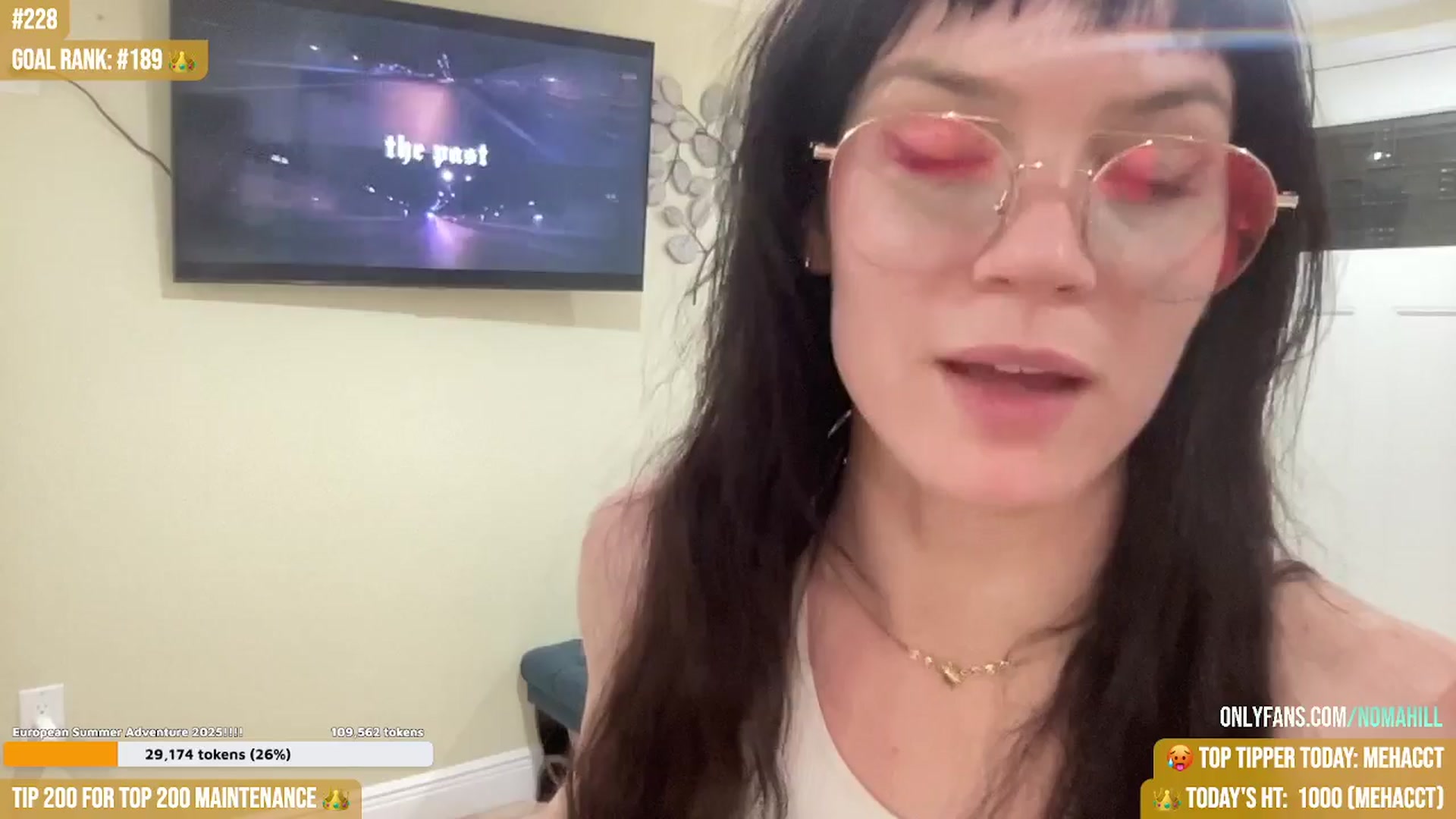 Gallery image thumbnail from Noma_Hill's myfreecams stream on, 04/28/2025, 02:31 image 16 of 20