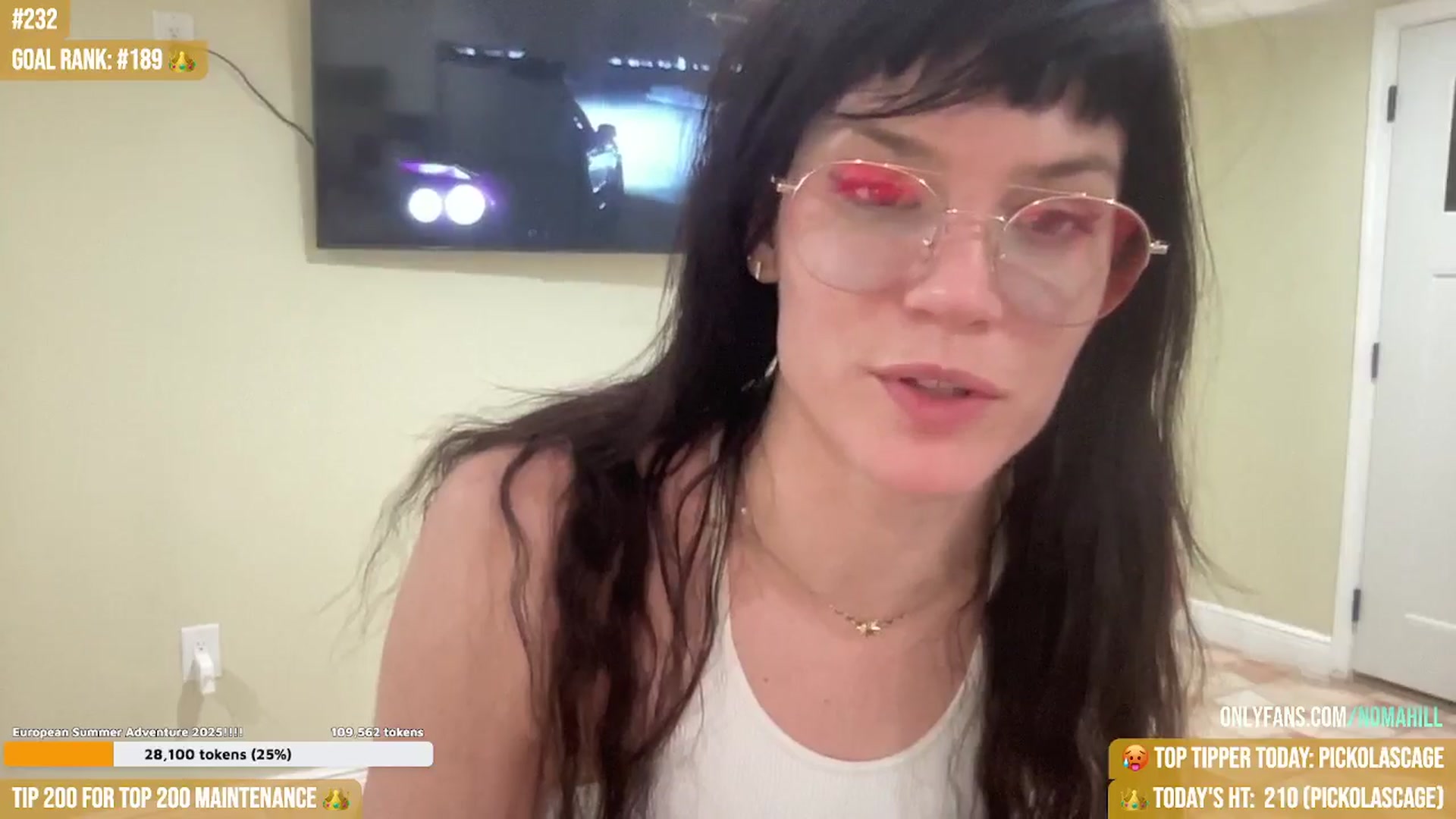 Gallery image thumbnail from Noma_Hill's myfreecams stream on, 04/28/2025, 02:31 image 7 of 20