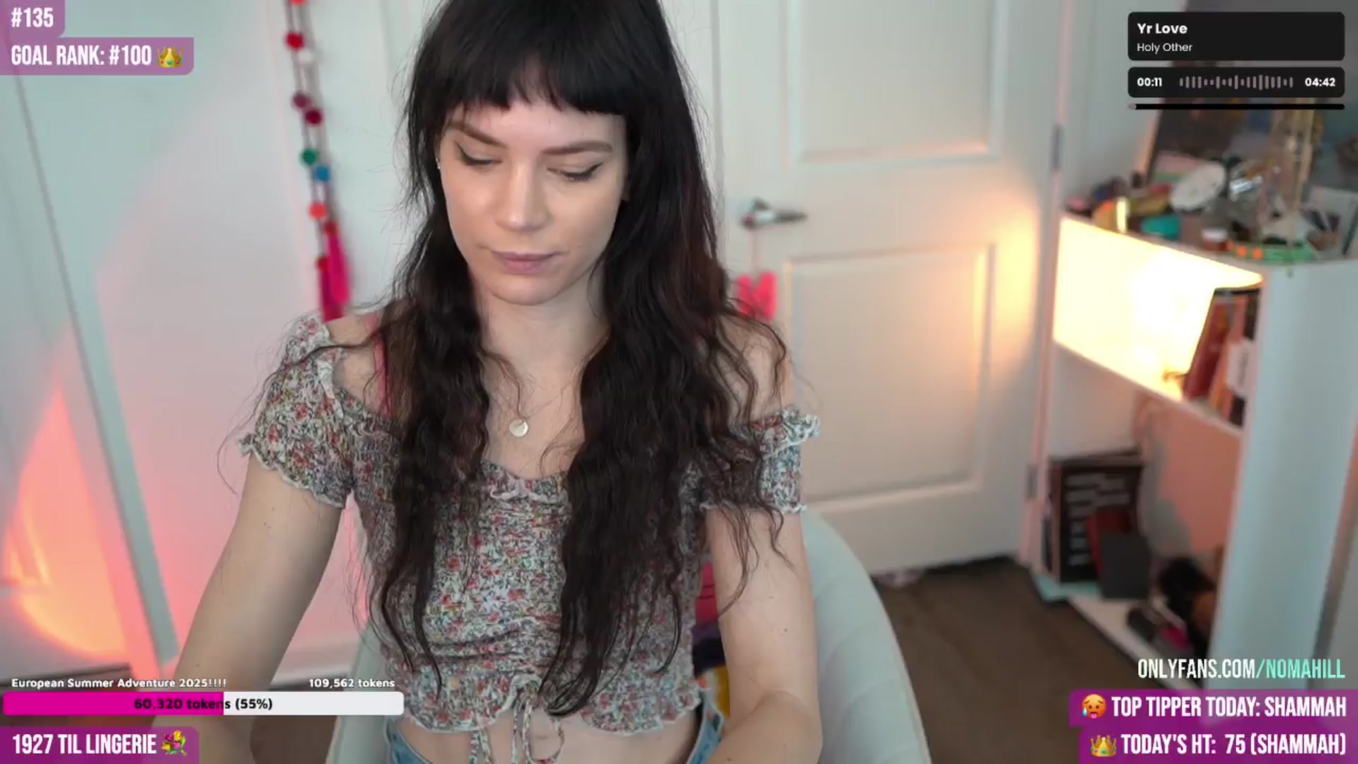 Gallery image thumbnail from Noma_Hill's myfreecams stream on, 05/04/2025, 20:02 image 3 of 20