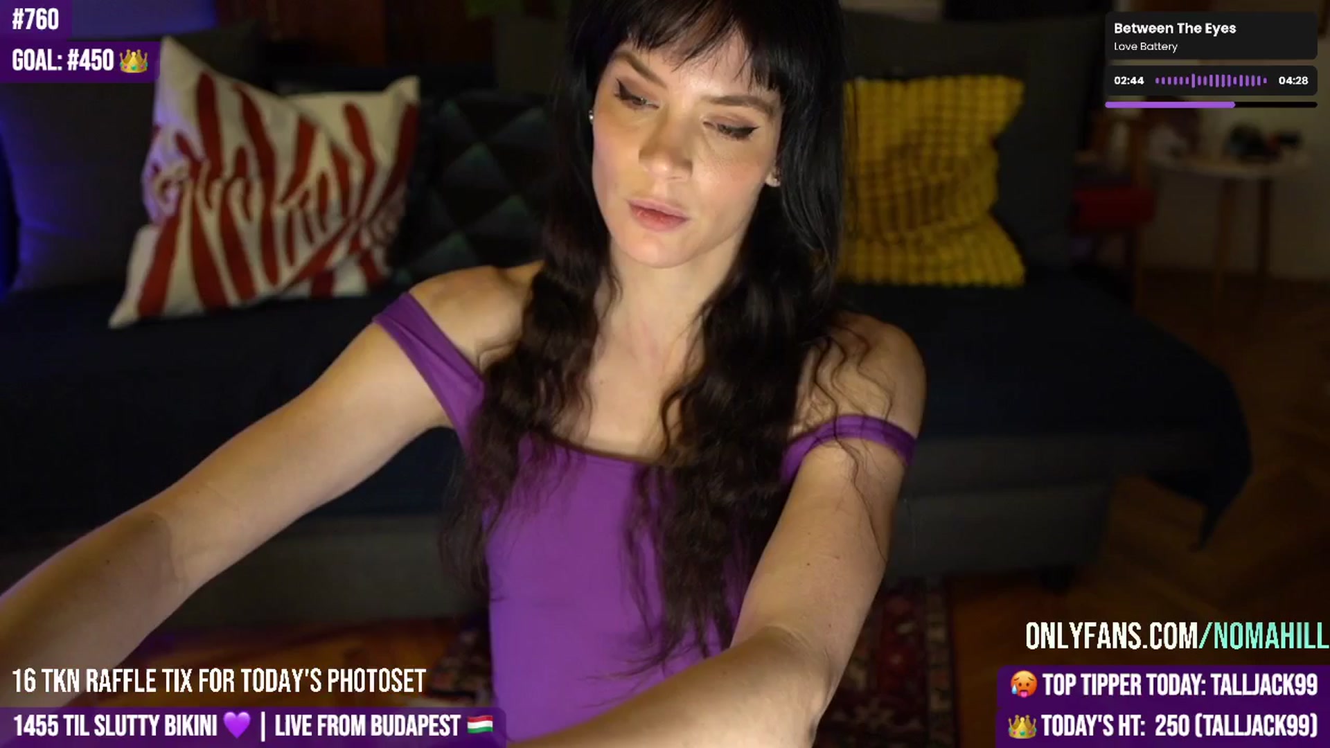 Gallery image thumbnail from Noma_Hill's myfreecams stream on, 06/16/2025, 23:11 image 6 of 20