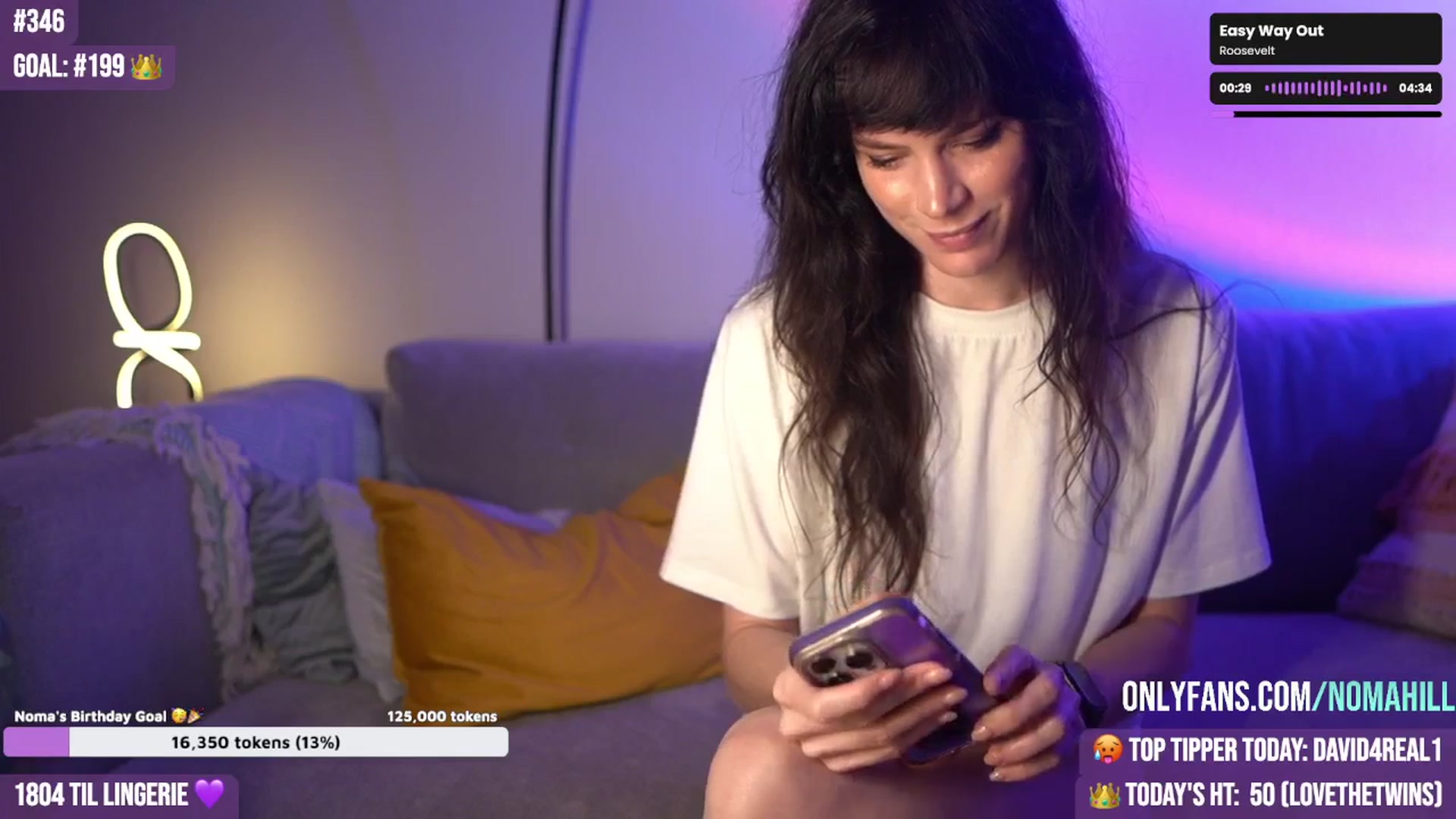 Gallery image thumbnail from Noma_Hill's myfreecams stream on, 06/29/2025, 20:37 image 19 of 20