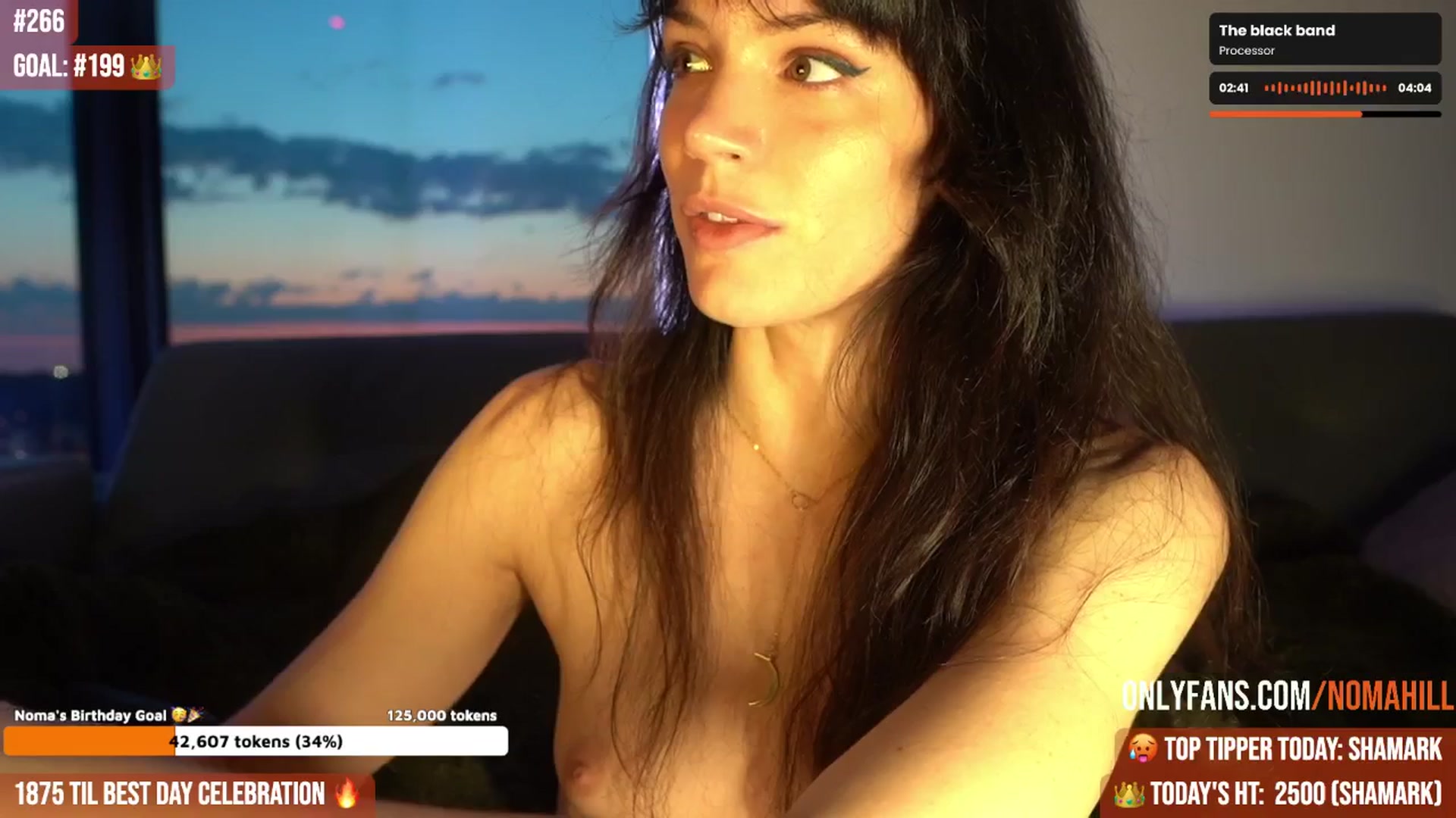 Gallery image thumbnail from Noma_Hill's myfreecams stream on, 07/18/2025, 01:06 image 10 of 20