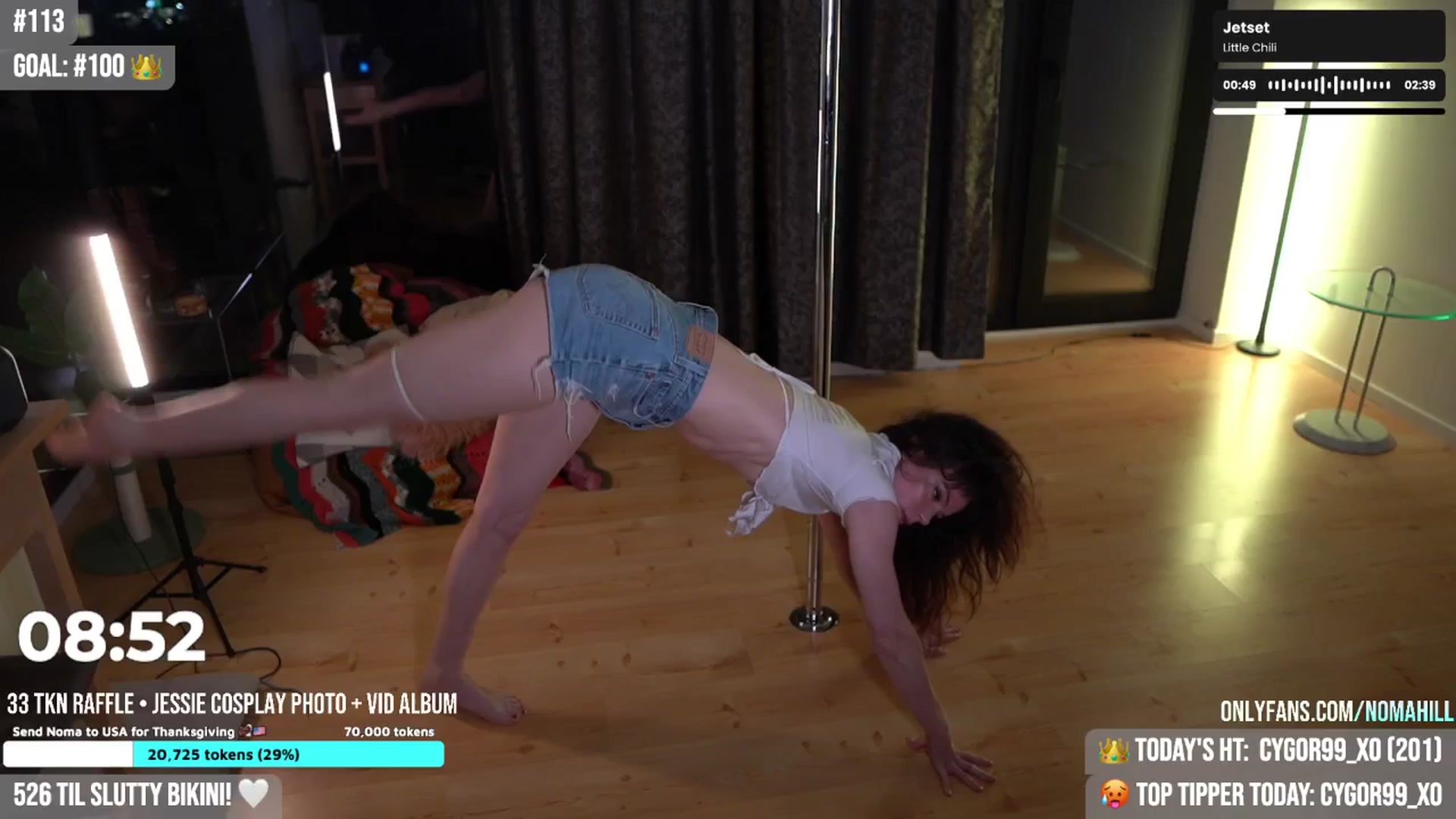 Gallery image thumbnail from Noma_Hill's myfreecams stream on, 09/19/2025, 02:21 image 9 of 20