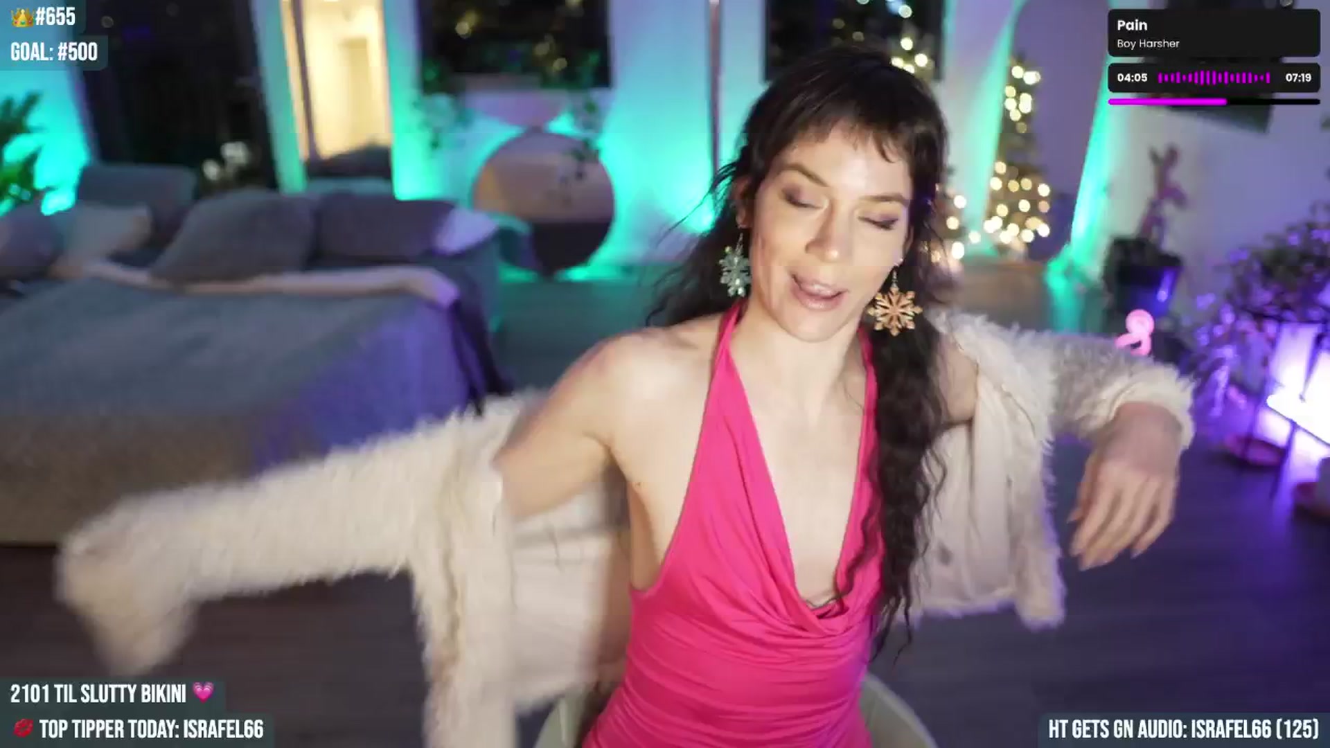 Gallery image thumbnail from Noma_Hill's myfreecams stream on, 12/09/2025, 02:58 image 4 of 20