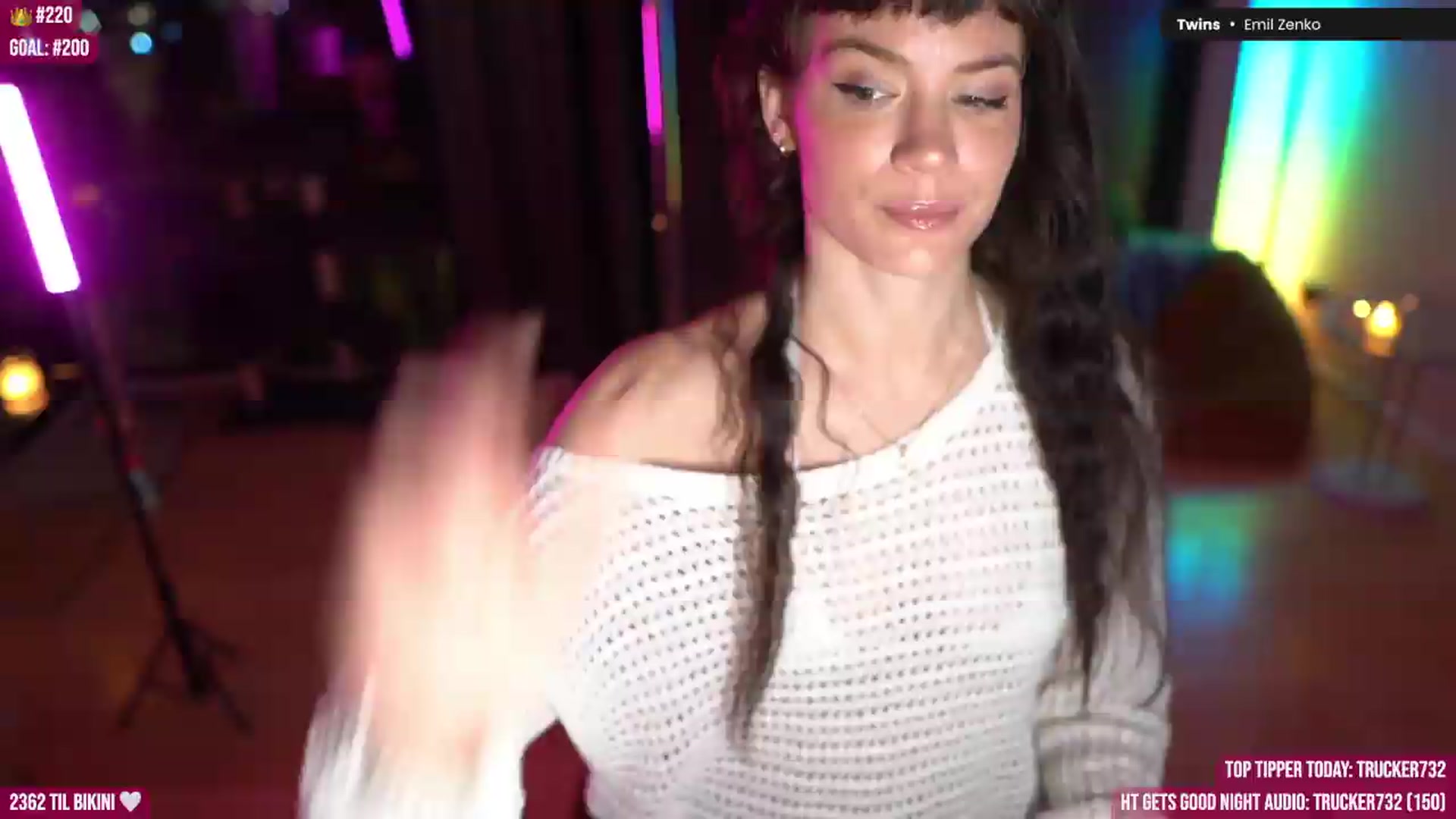 Gallery image thumbnail from Noma_Hill's myfreecams stream on, 06/01/2026, 24:03 image 1 of 20