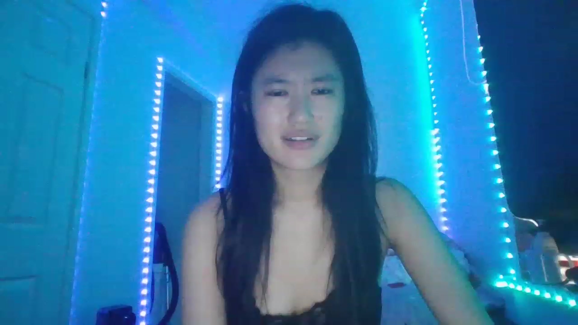 Gallery image thumbnail from Nomi4number1's myfreecams stream on, 11/15/2022, 08:55 image 12 of 20