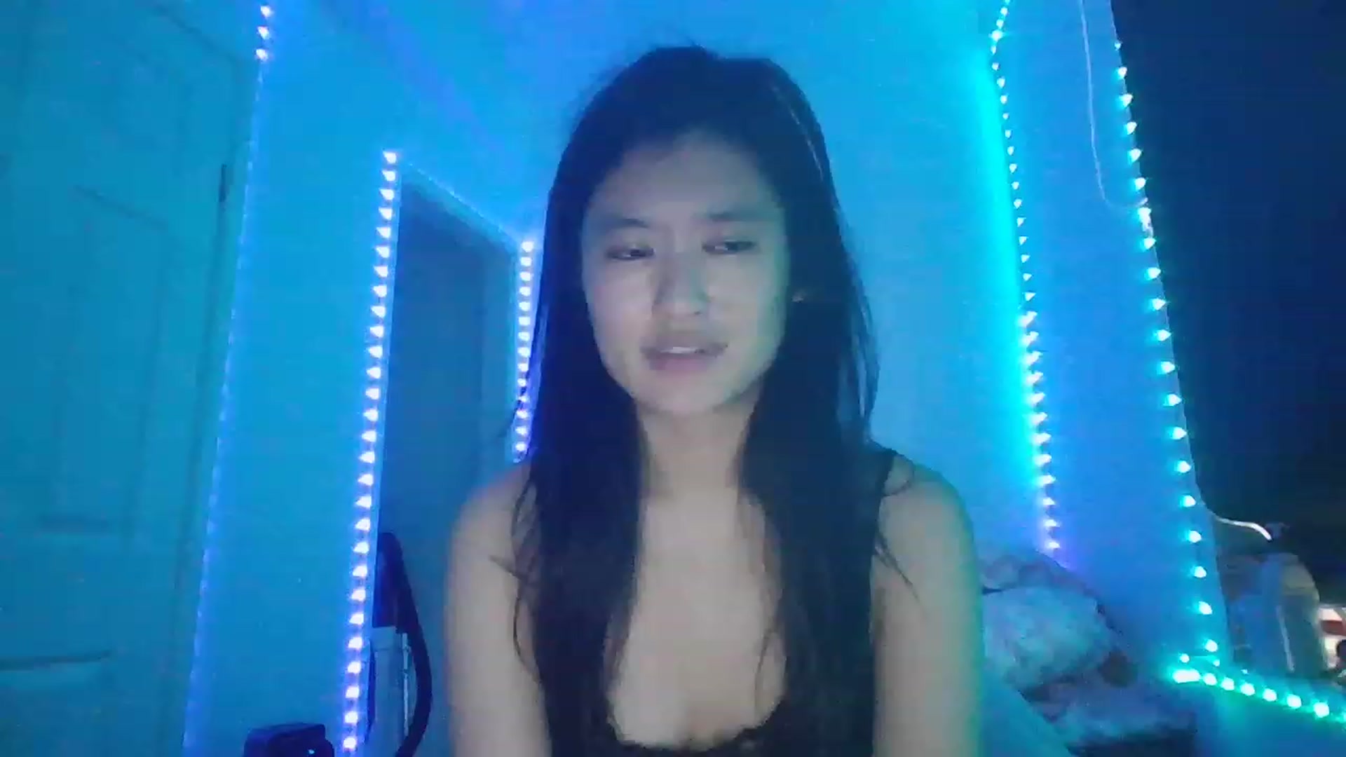 Gallery image thumbnail from Nomi4number1's myfreecams stream on, 11/15/2022, 08:55 image 2 of 20