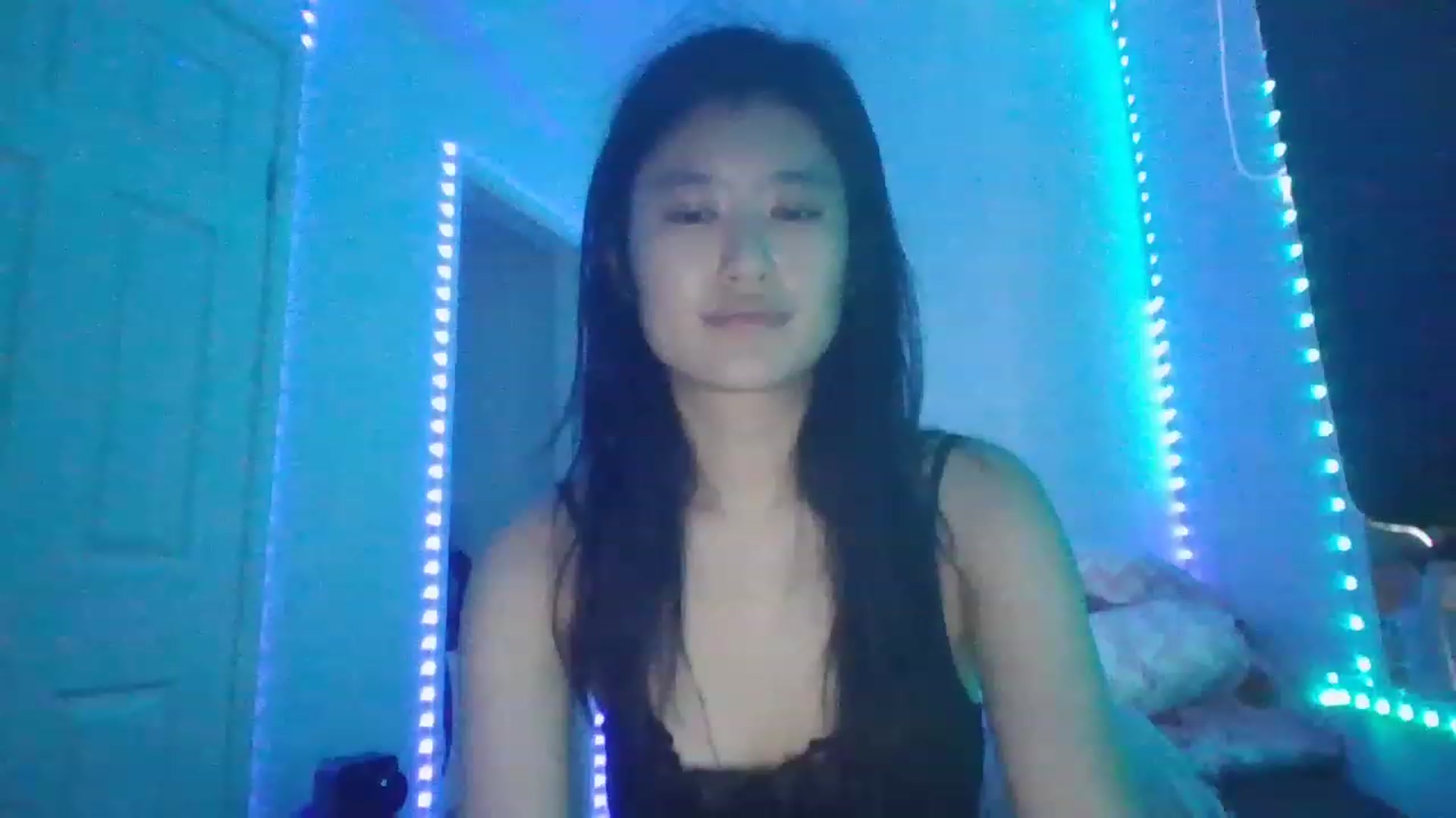 Gallery image thumbnail from Nomi4number1's myfreecams stream on, 11/15/2022, 08:55 image 19 of 20