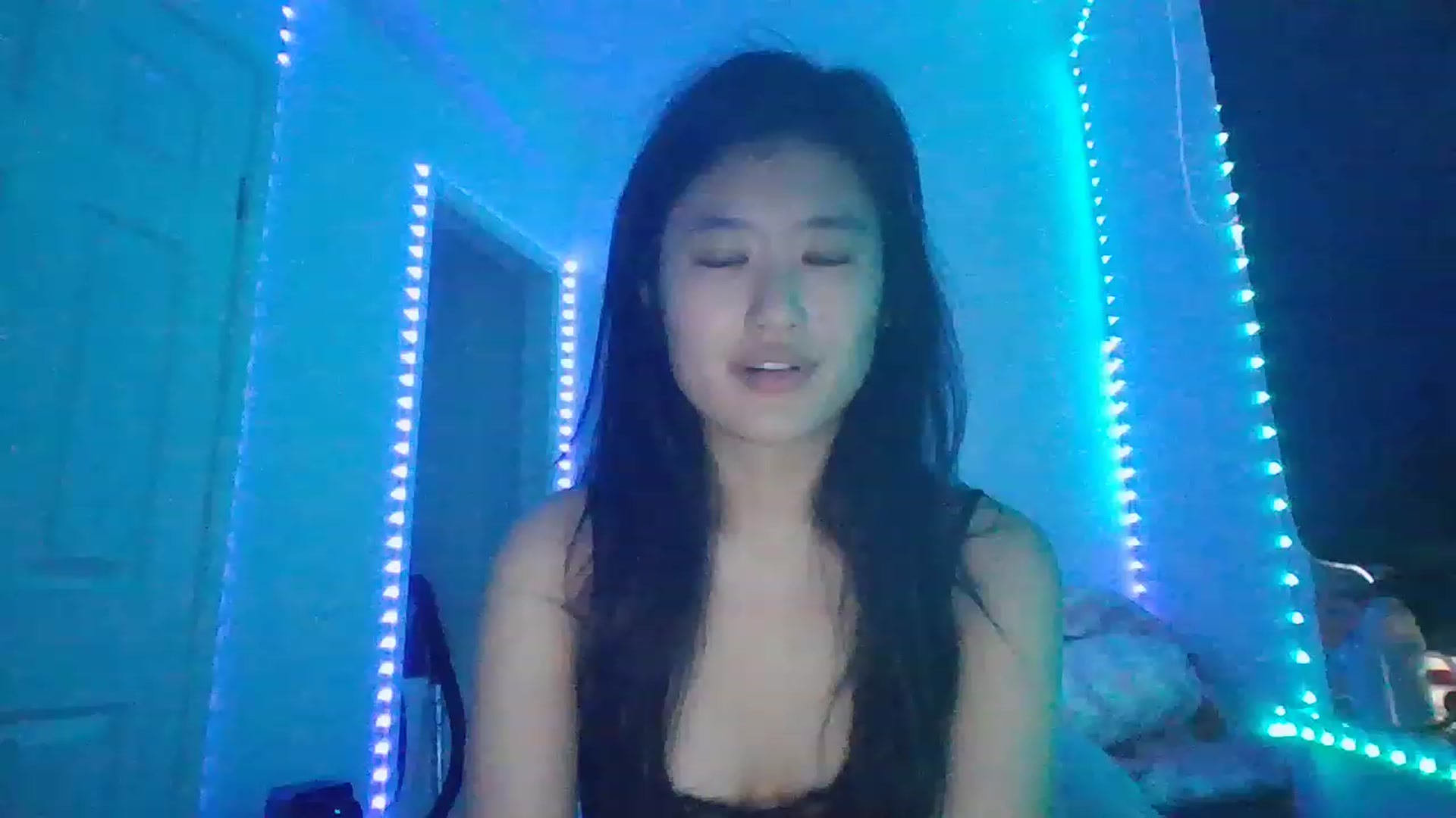 Gallery image thumbnail from Nomi4number1's myfreecams stream on, 11/15/2022, 08:55 image 3 of 20