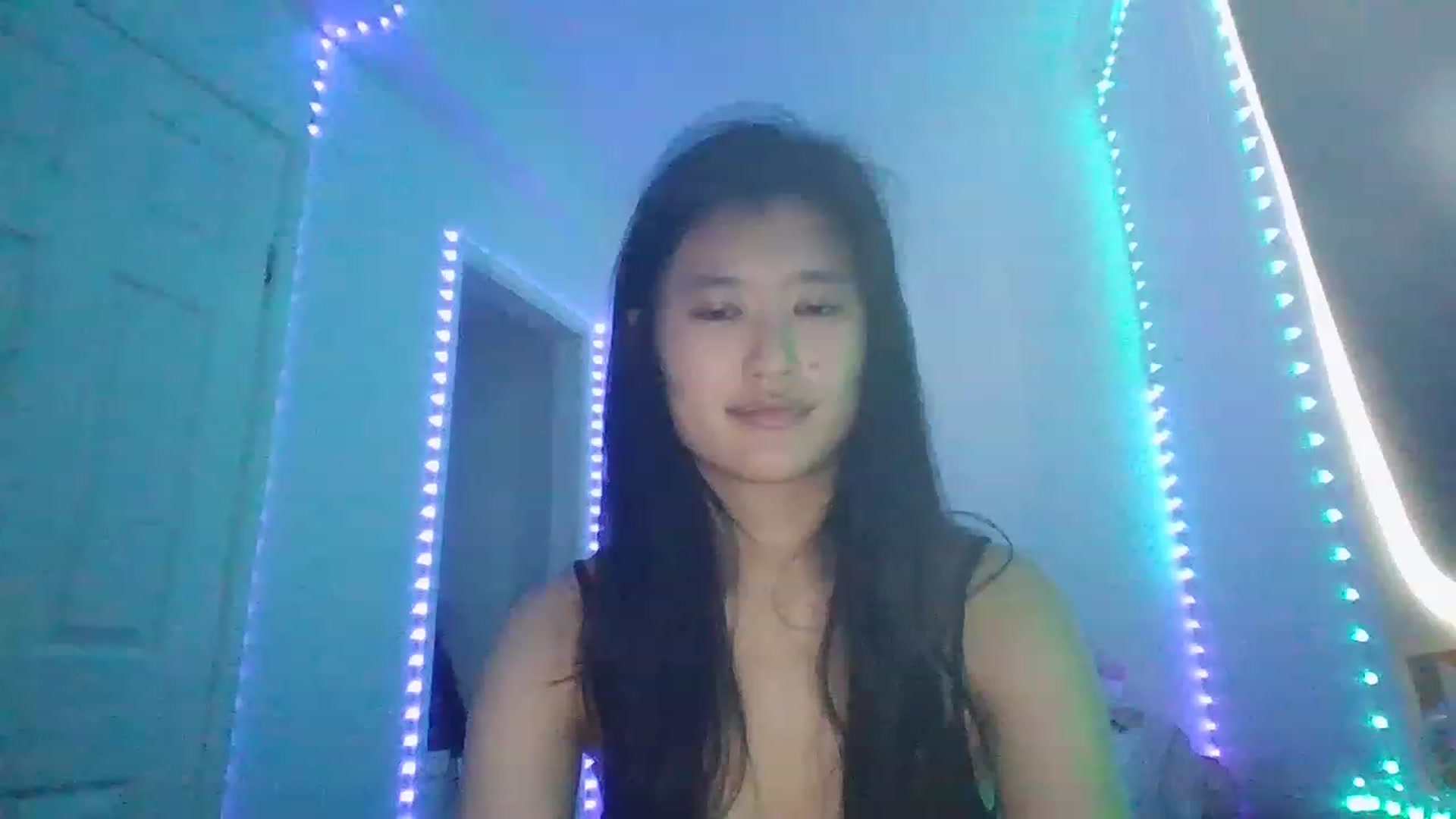 Gallery image thumbnail from Nomi4number1's myfreecams stream on, 11/16/2022, 11:02 image 1 of 20