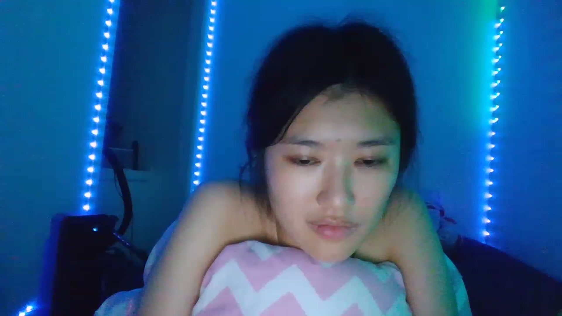 Gallery image thumbnail from Nomi4number1's myfreecams stream on, 12/02/2022, 23:05 image 18 of 20