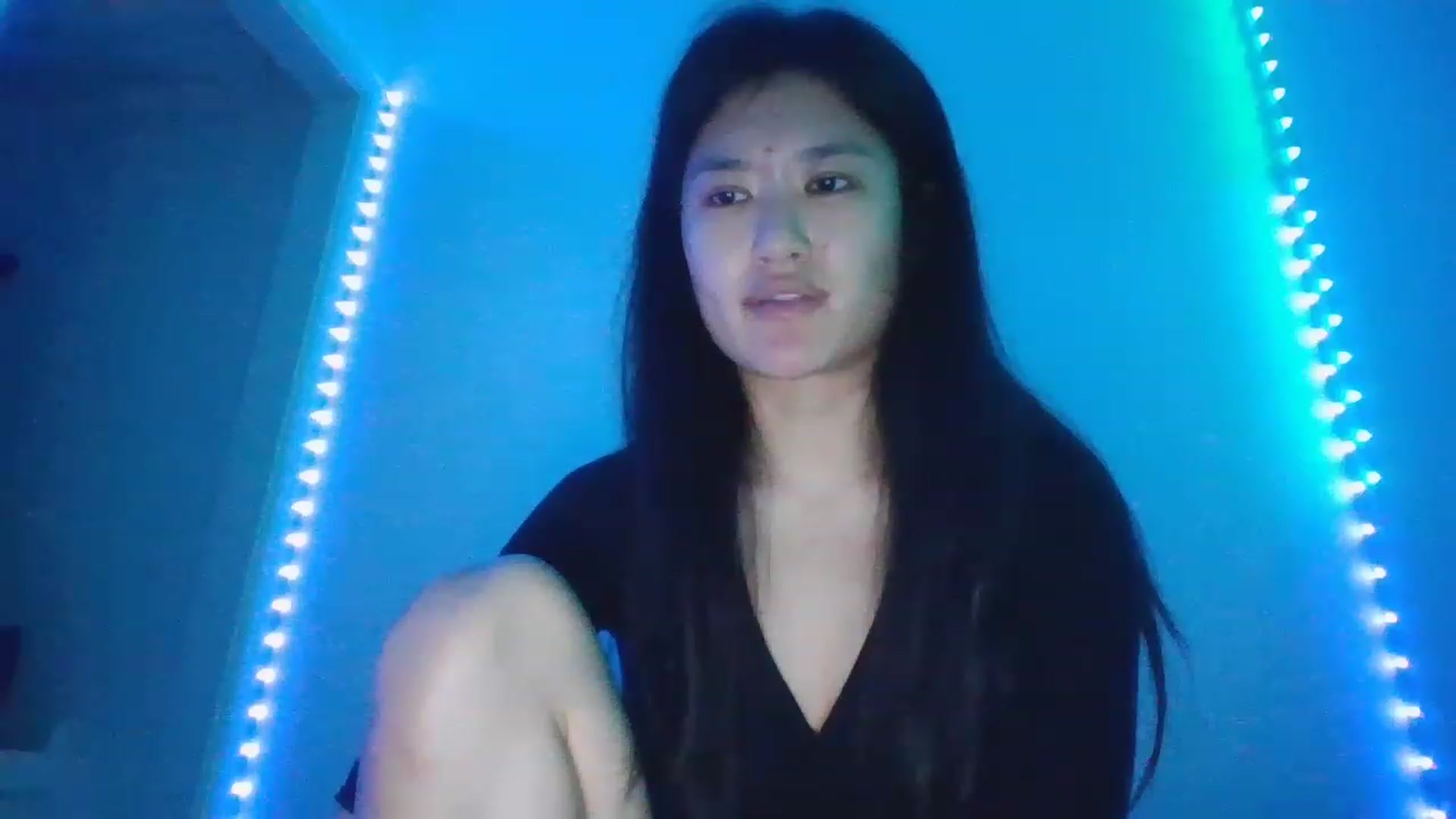 Gallery image thumbnail from Nomi4number1's myfreecams stream on, 12/03/2022, 22:28 image 16 of 20