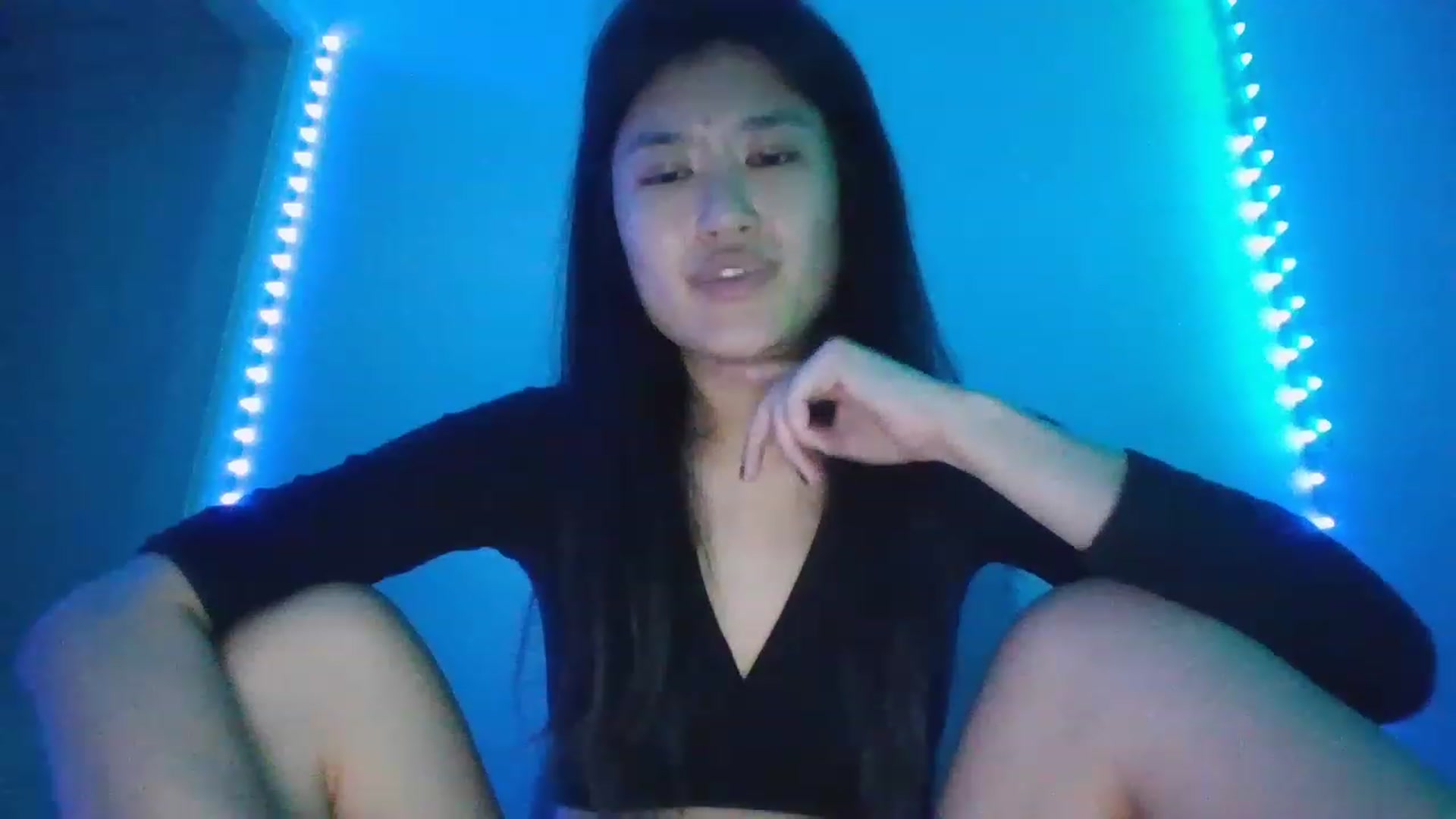Gallery image thumbnail from Nomi4number1's myfreecams stream on, 12/03/2022, 22:28 image 19 of 20