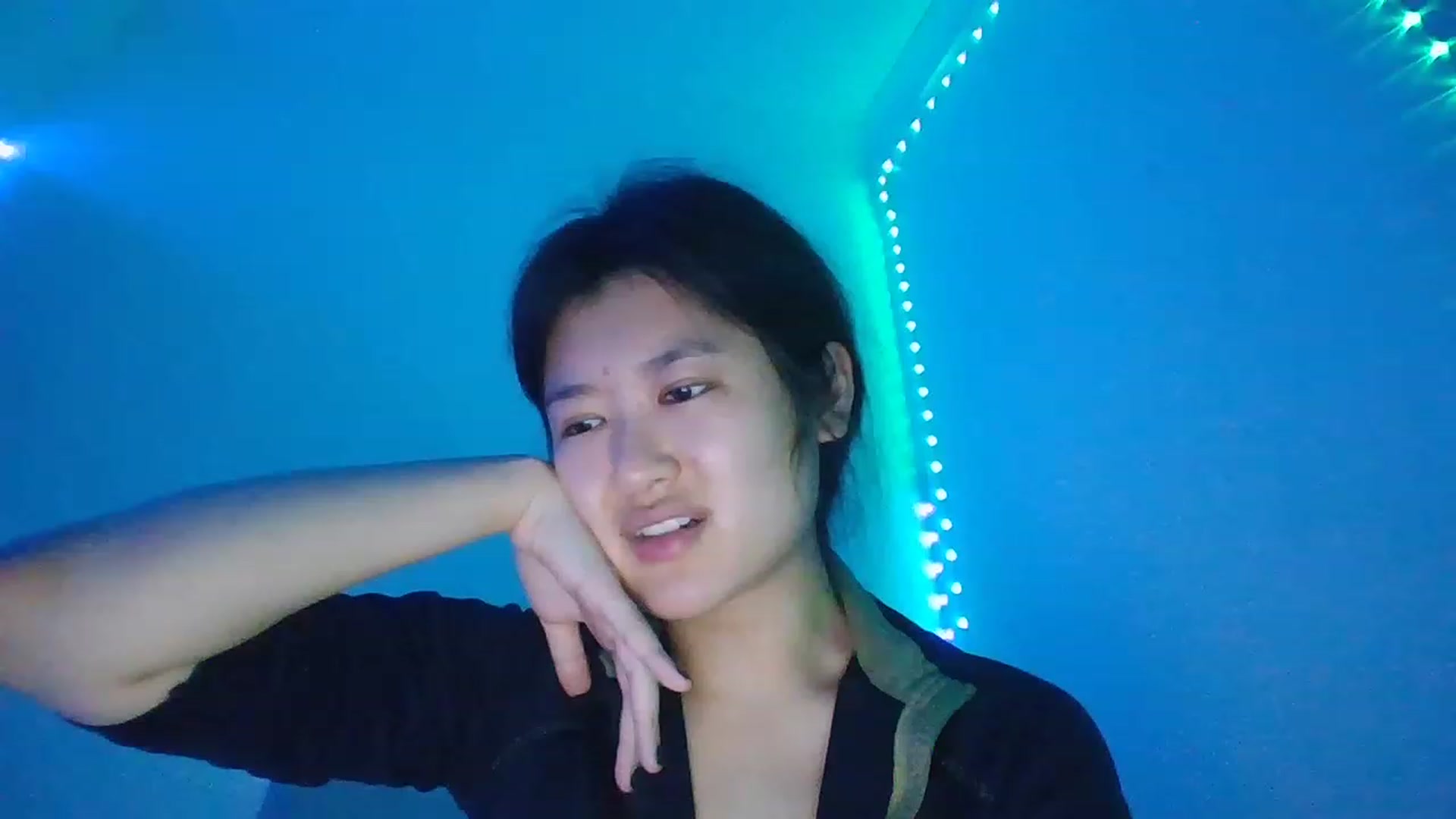 Gallery image thumbnail from Nomi4number1's myfreecams stream on, 12/05/2022, 22:24 image 11 of 20