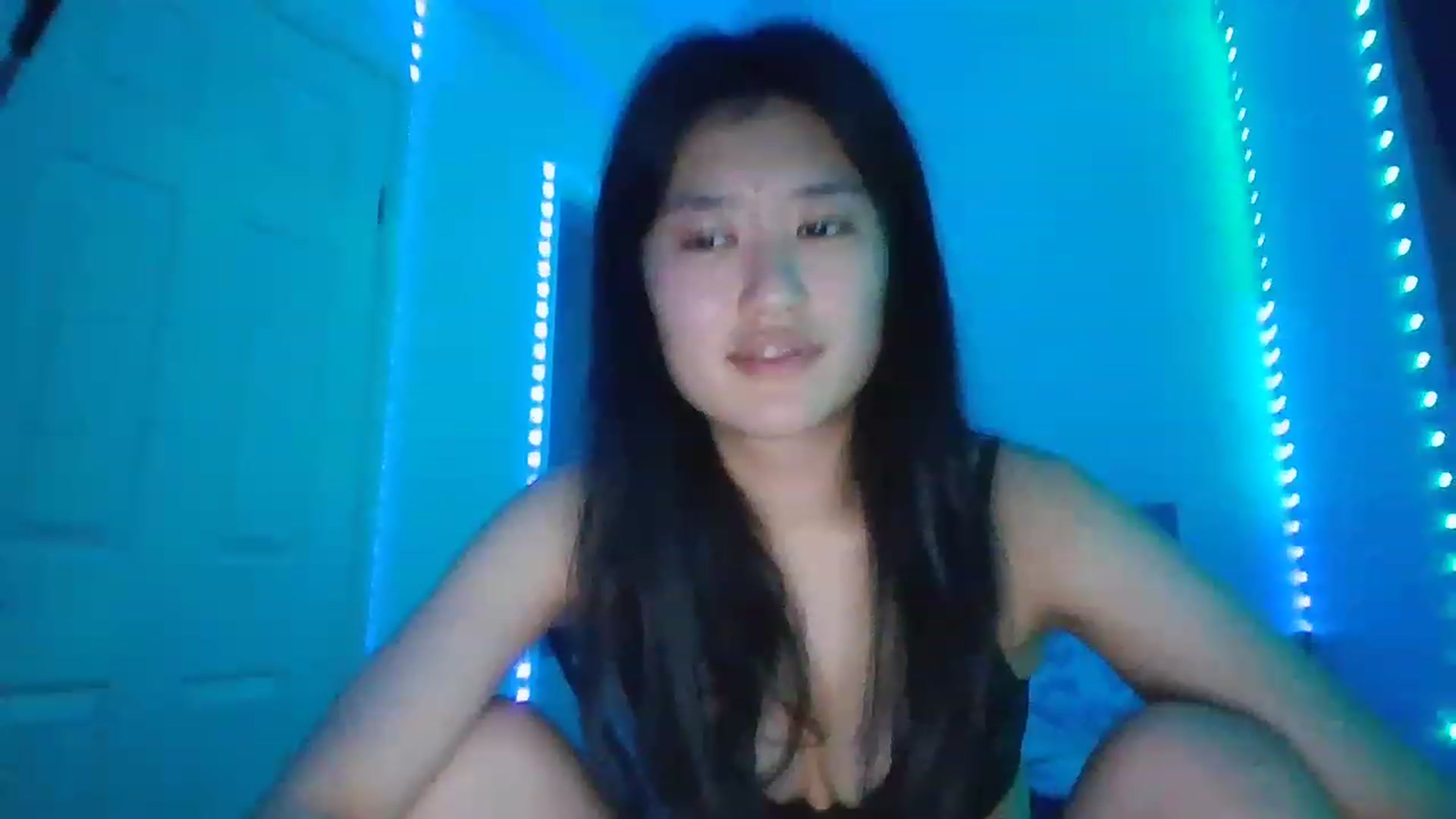 Gallery image thumbnail from Nomi4number1's myfreecams stream on, 12/08/2022, 01:29 image 19 of 20