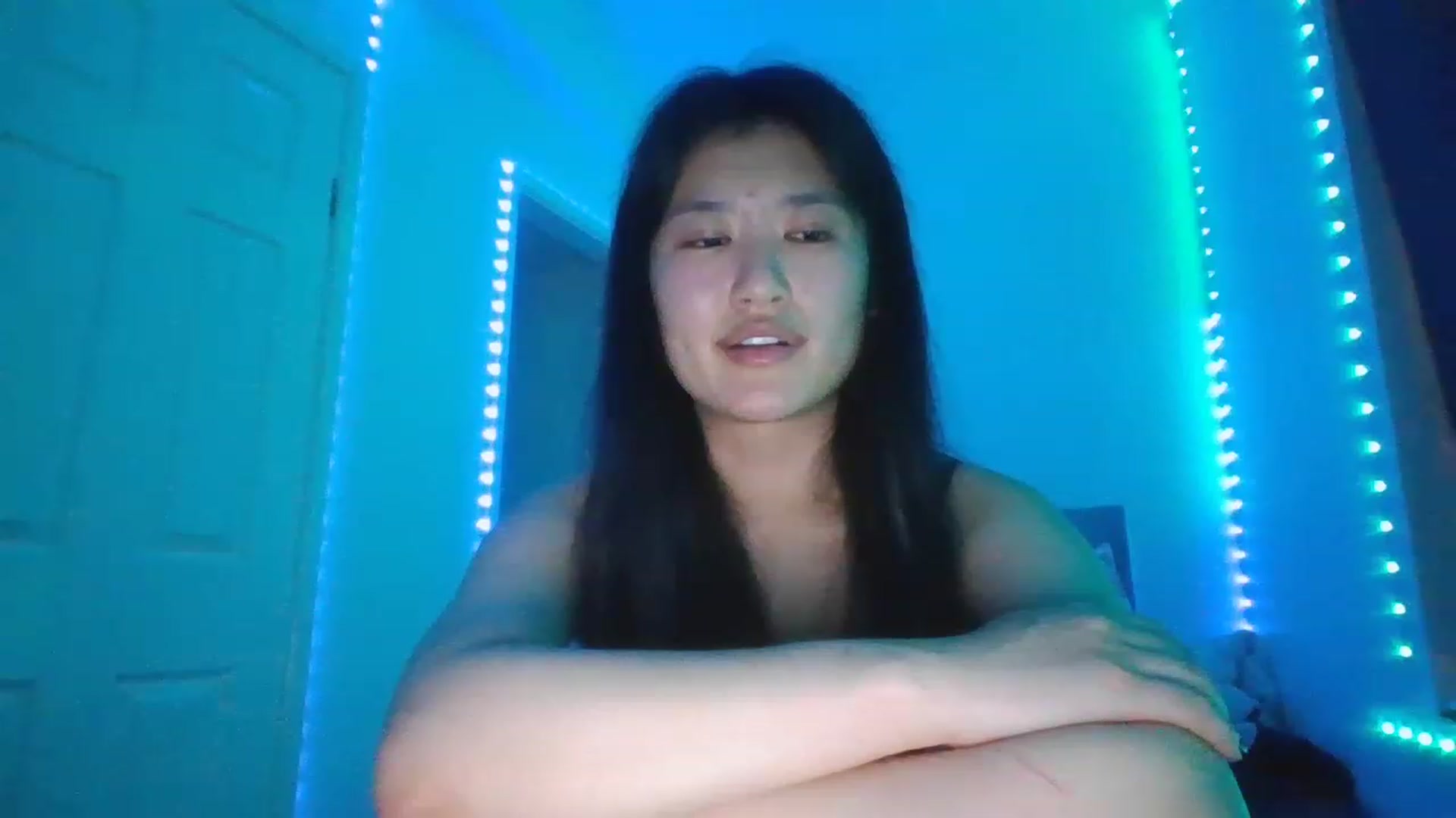 Gallery image thumbnail from Nomi4number1's myfreecams stream on, 12/08/2022, 01:29 image 15 of 20