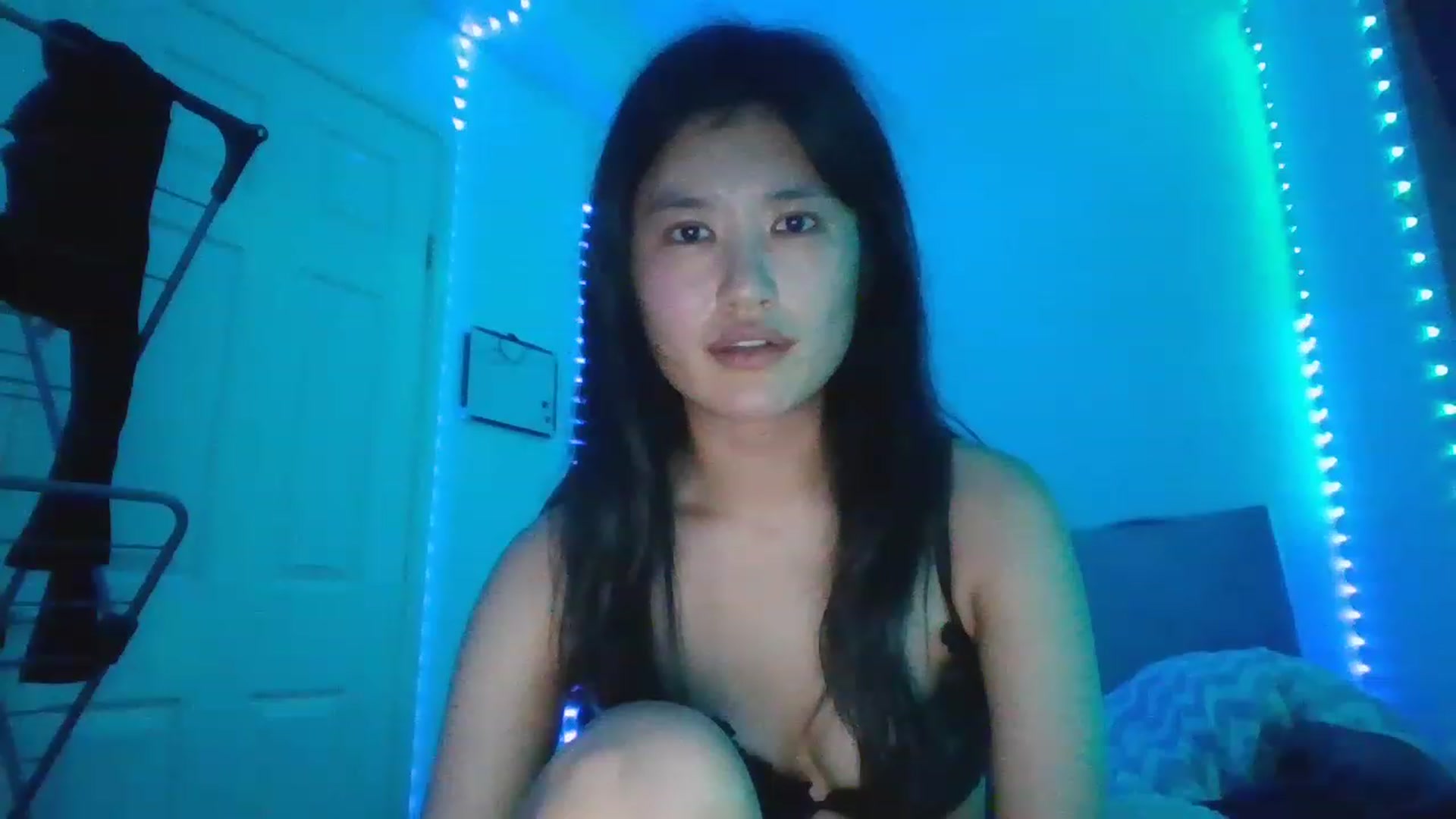 Gallery image thumbnail from Nomi4number1's myfreecams stream on, 12/09/2022, 20:10 image 6 of 20