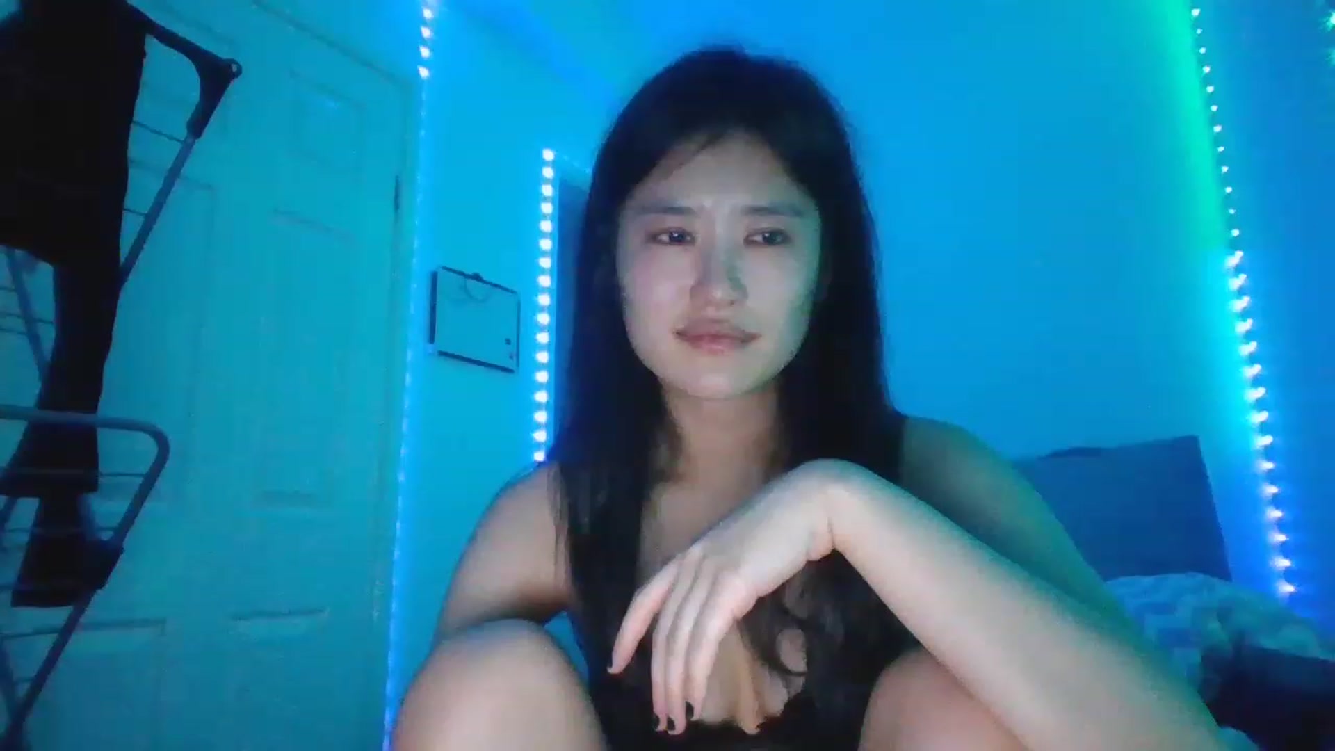 Gallery image thumbnail from Nomi4number1's myfreecams stream on, 12/09/2022, 21:20 image 16 of 20