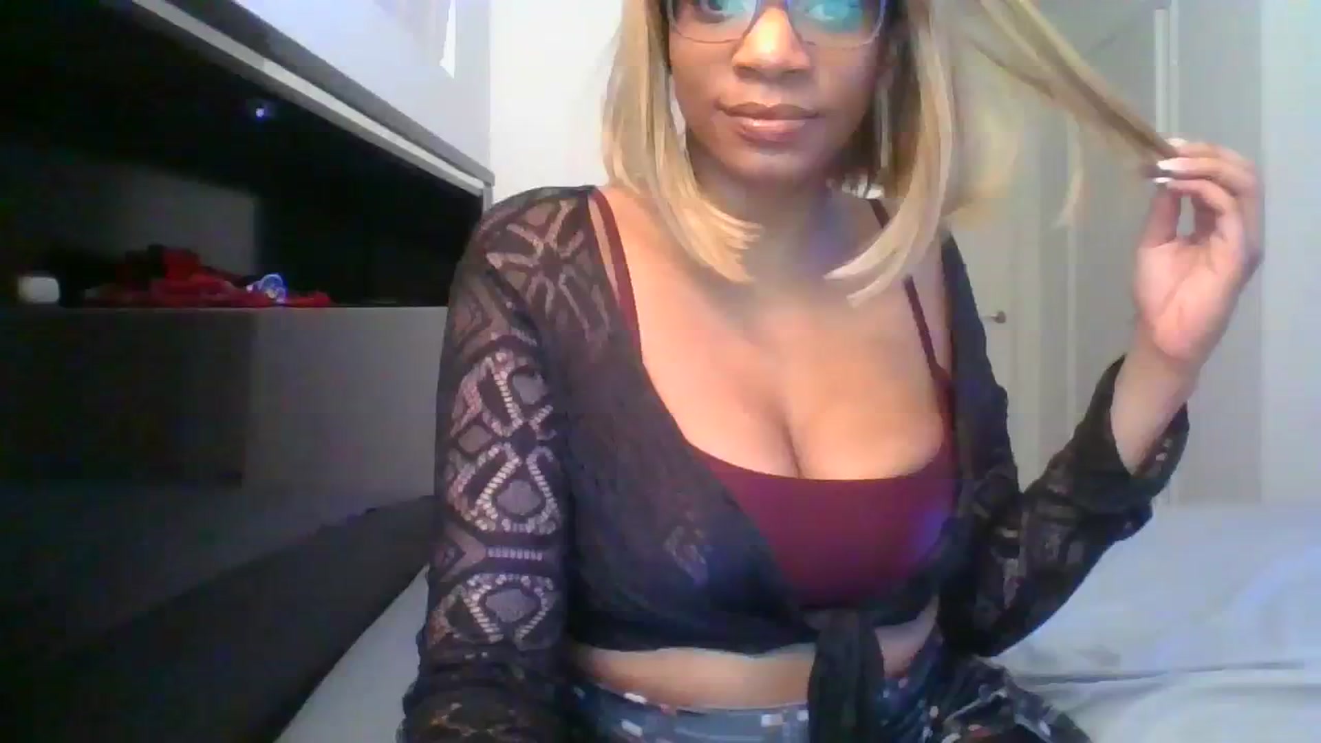 Gallery image thumbnail from NomiJones's myfreecams stream on, 09/17/2023, 12:13 image 18 of 20