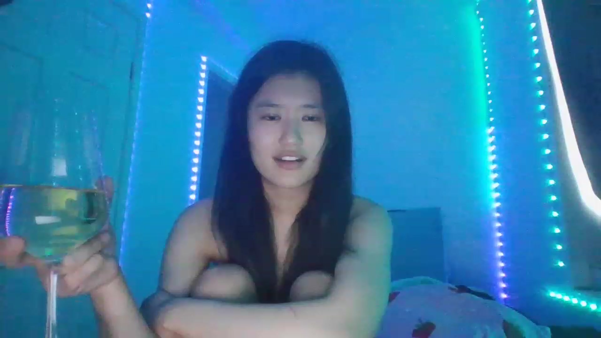 Gallery image thumbnail from Nomi_20's myfreecams stream on, 12/21/2022, 10:07 image 11 of 20
