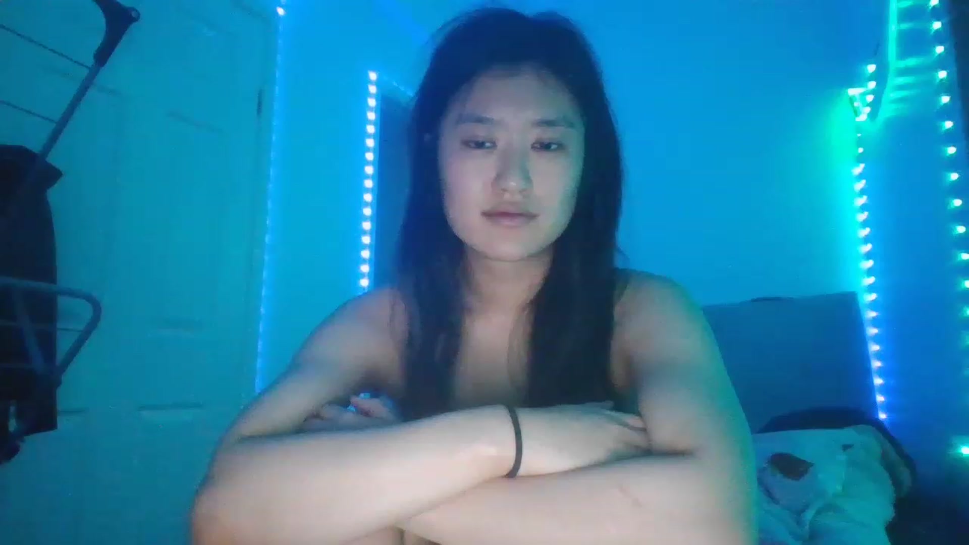 Gallery image thumbnail from Nomi_20's myfreecams stream on, 12/23/2022, 03:15 image 11 of 20