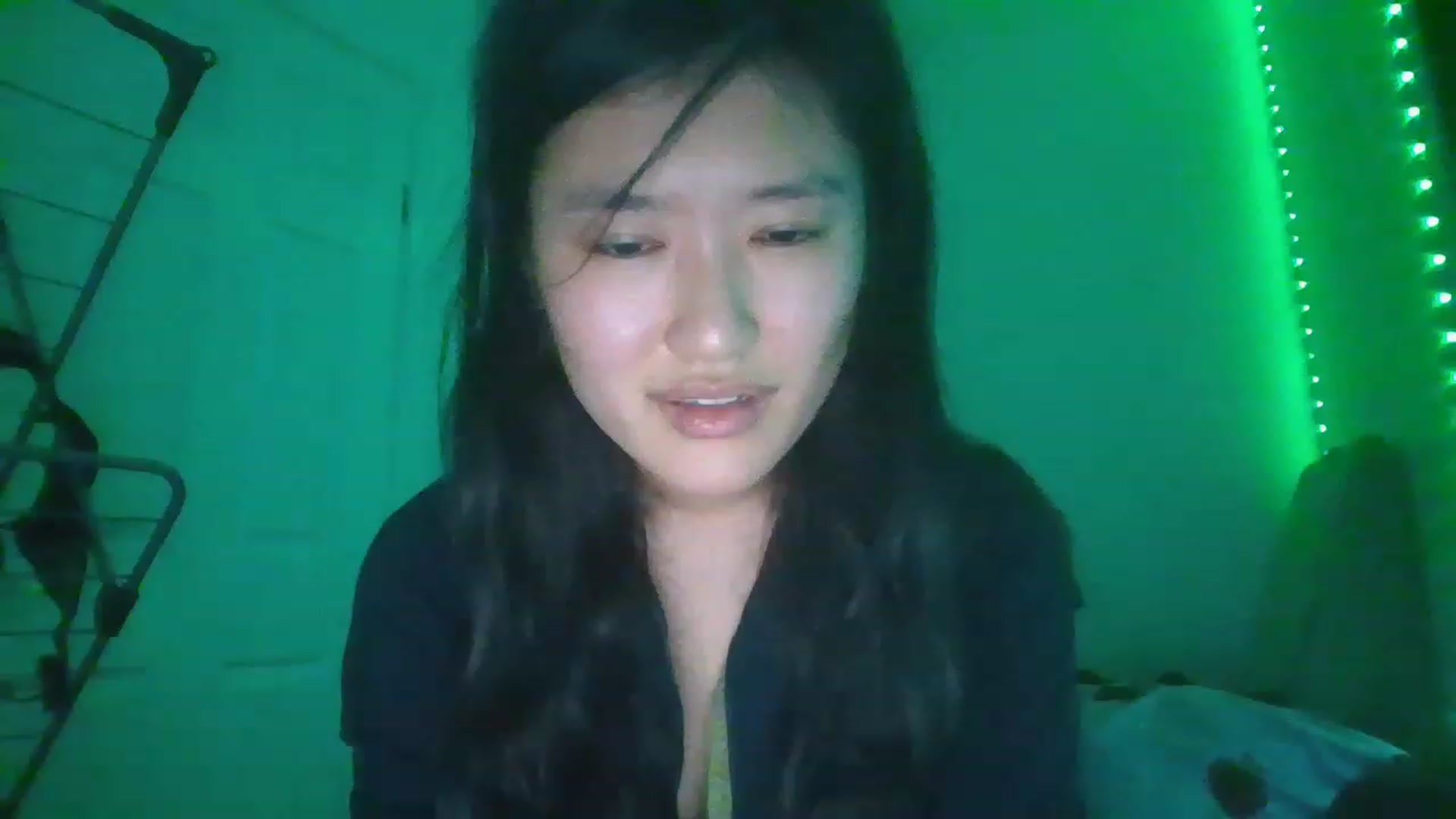 Gallery image thumbnail from Nomi_20's myfreecams stream on, 12/25/2022, 05:11 image 19 of 20