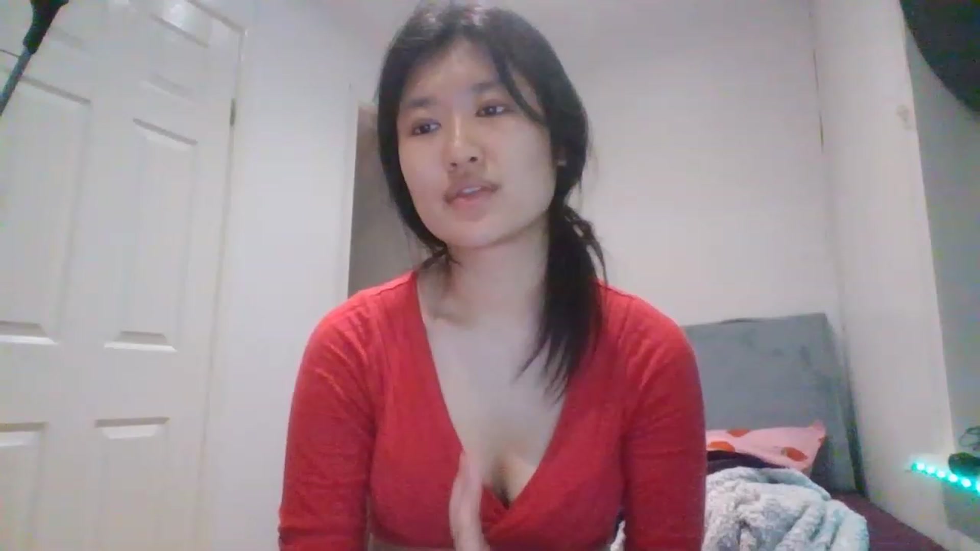 Gallery image thumbnail from Nomi_20's myfreecams stream on, 03/03/2023, 05:31 image 6 of 20