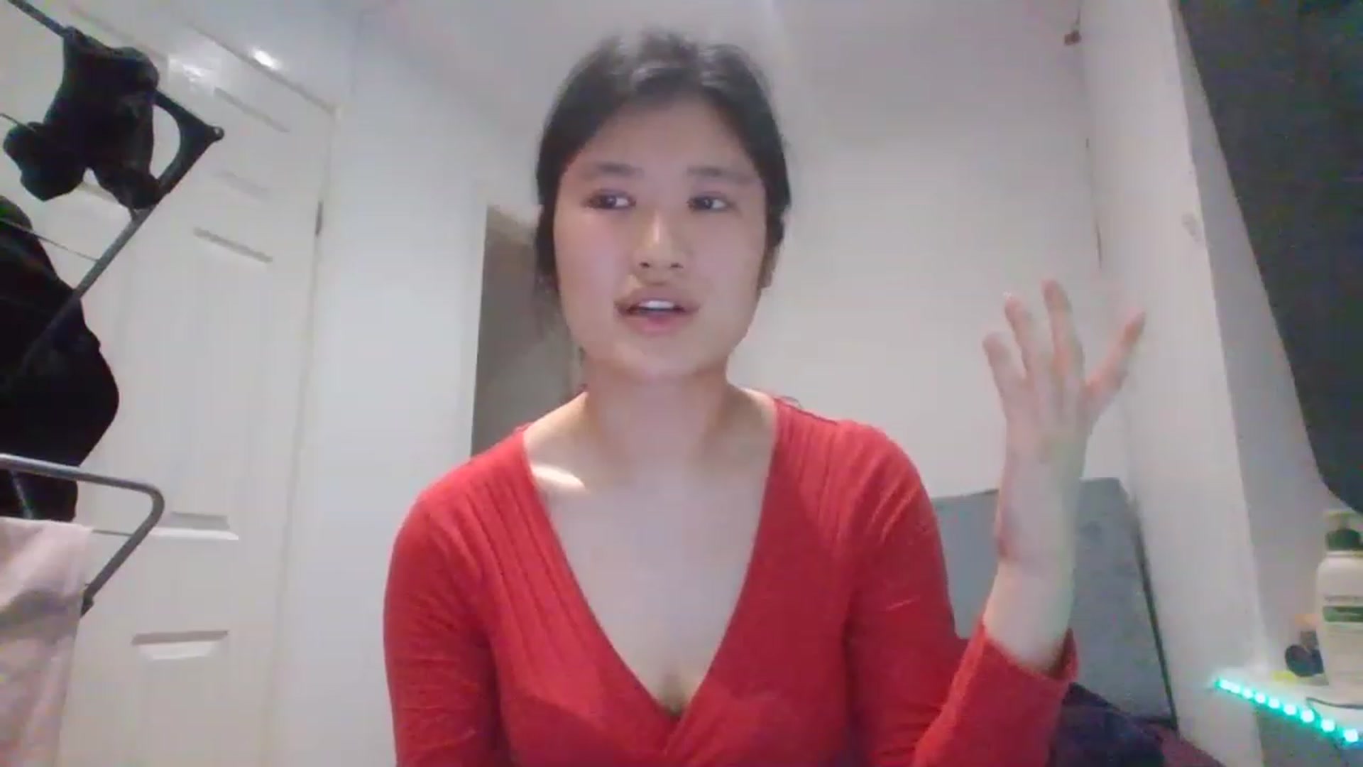 Gallery image thumbnail from Nomi_20's myfreecams stream on, 03/04/2023, 21:03 image 9 of 20