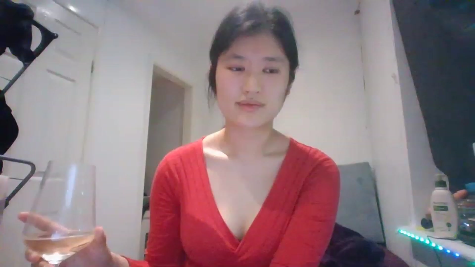 Gallery image thumbnail from Nomi_20's myfreecams stream on, 03/04/2023, 21:03 image 13 of 20